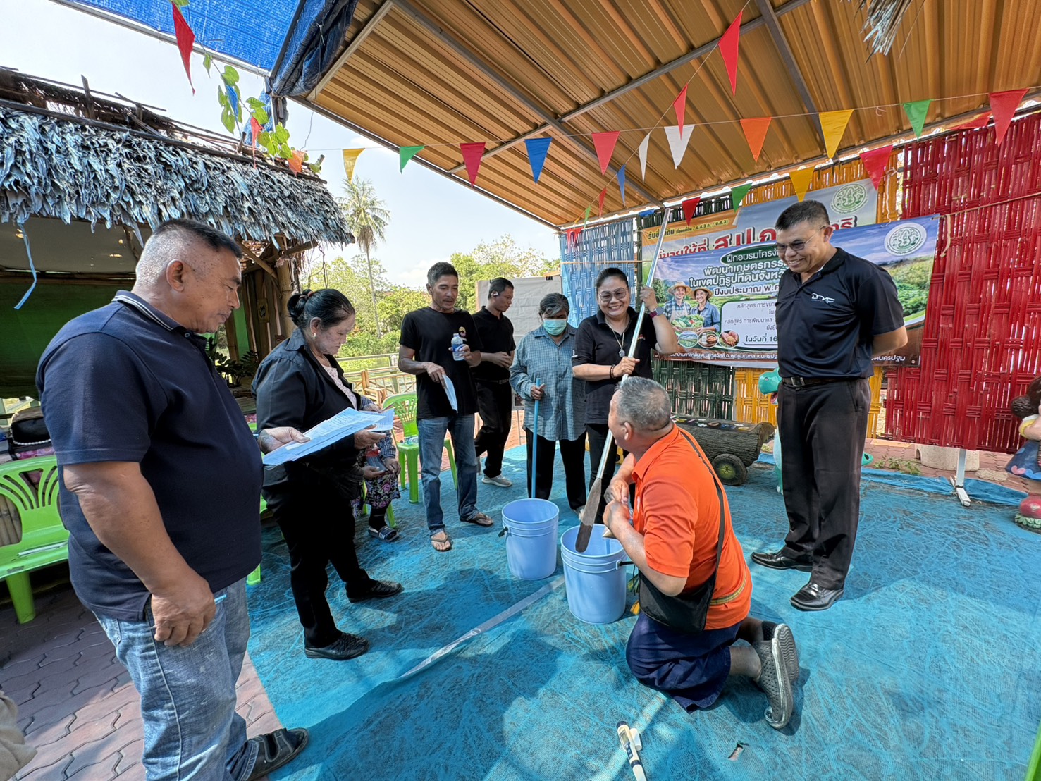 title - ส.ป.ก.นครปฐม จัดฝึกอบรมโครงการพัฒนาเกษตรกรรมยั่งยืนในเขตปฏิรูปที่ดินจังหวัดนครปฐม ปีงบประมาณ พ.ศ. 2569 หลักสูตร การขยายผลองค์ความรู้เกษตรกรรมยั่งยืนในเขตปฏิรูปที่ดิน