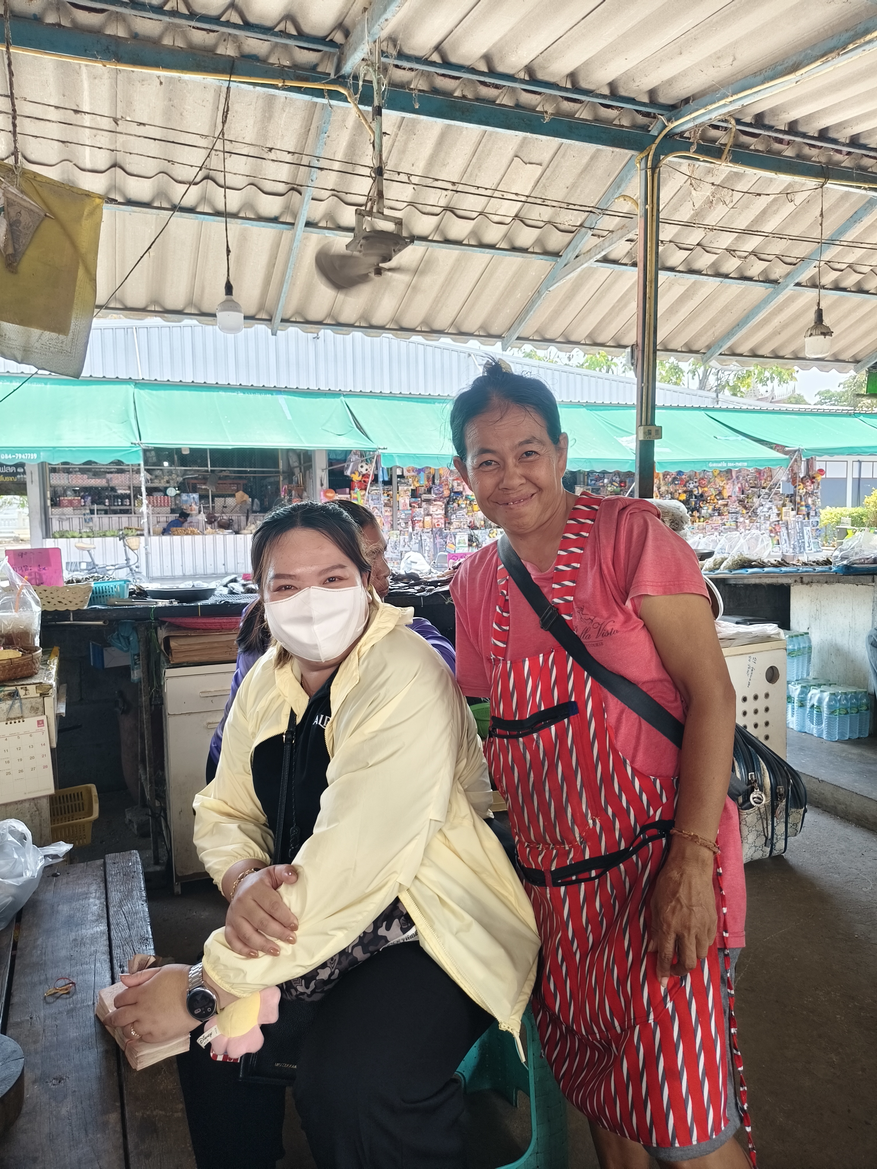 title - ส.ป.ก.นครปฐม ลงพื้นที่ให้บริการจัดทำคำขอกู้เงินโครงการส่งเสริมปัจจัยการผลิต ปี 2569 และด้านการจัดเก็บและให้สินเชื่อเงินกองทุนการปฏิรูปที่ดินเพื่อเกษตรกรรม ปีงบประมาณ พ.ศ. 2569