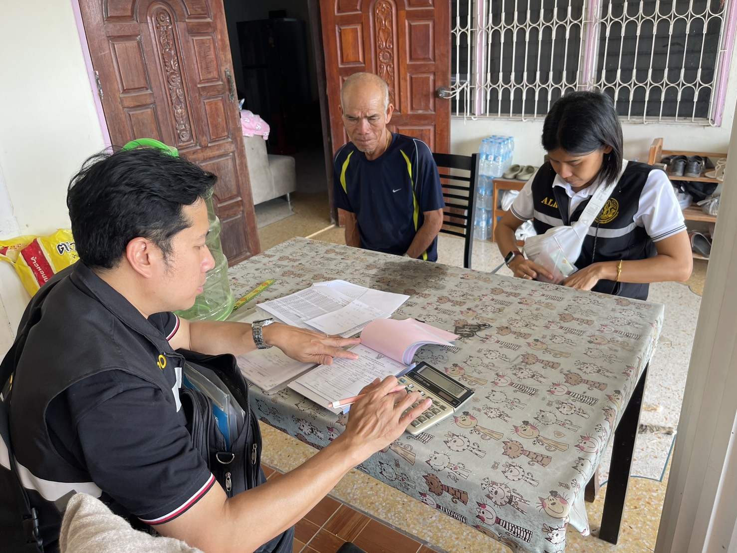 title - ส.ป.ก.นครปฐม ลงพื้นที่ให้บริการจัดทำคำขอกู้เงินโครงการส่งเสริมปัจจัยการผลิต ปี 2569 และด้านการจัดเก็บและให้สินเชื่อเงินกองทุนการปฏิรูปที่ดินเพื่อเกษตรกรรม  ปีงบประมาณ พ.ศ. 2569