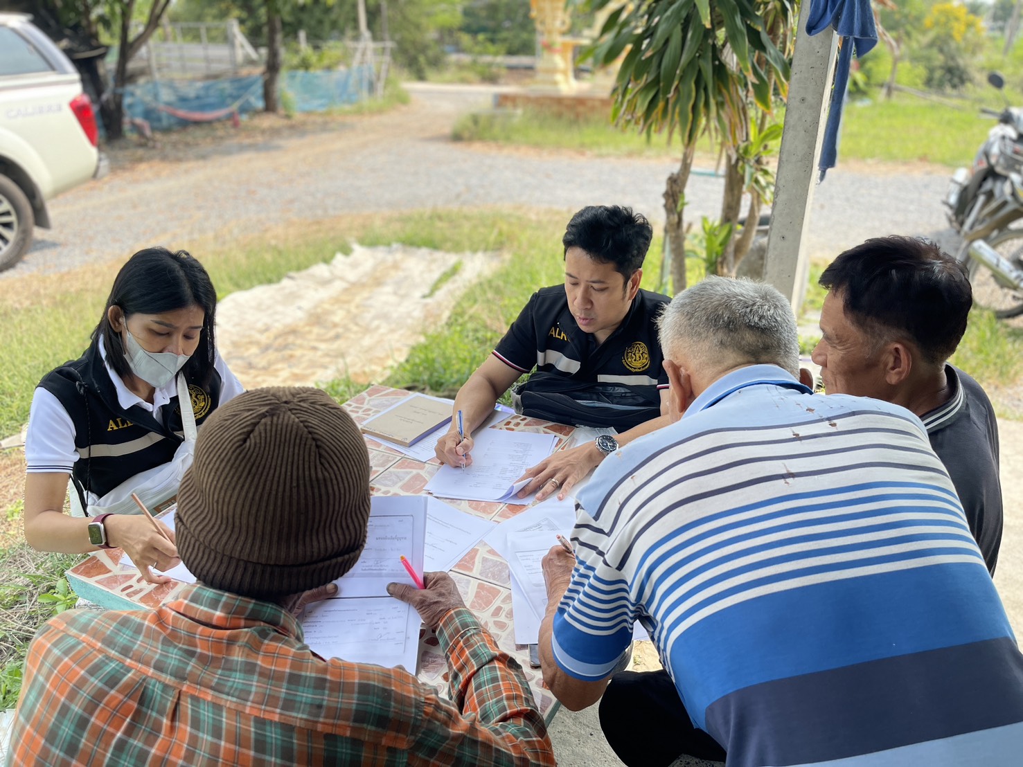 title - ส.ป.ก.นครปฐม ลงพื้นที่ให้บริการจัดทำคำขอกู้เงินโครงการส่งเสริมปัจจัยการผลิต ปี 2569 และด้านการจัดเก็บและให้สินเชื่อเงินกองทุนการปฏิรูปที่ดินเพื่อเกษตรกรรม  ปีงบประมาณ พ.ศ. 2569