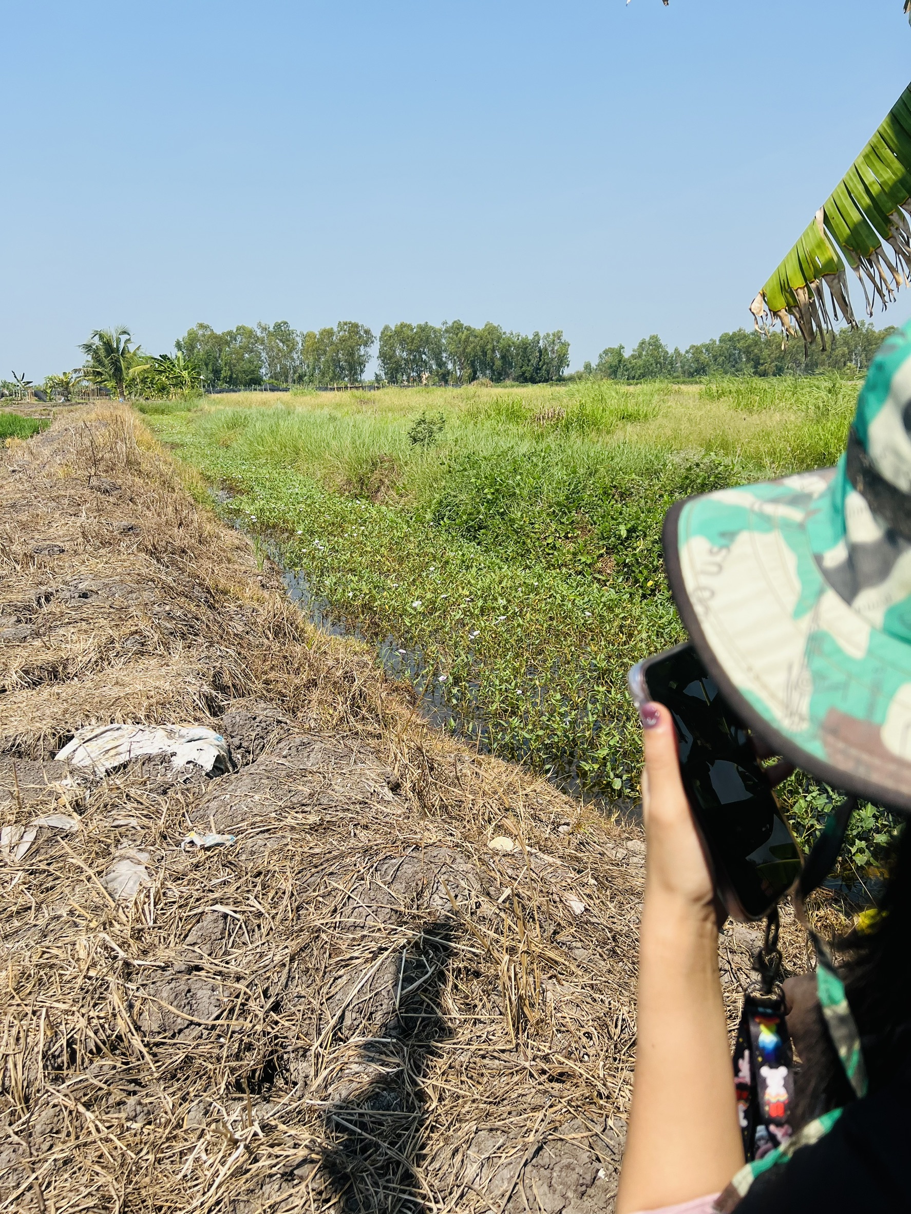 title - ส.ป.ก.นครปฐม ลงพื้นที่ประสานงานกับธนาคารเพื่อการเกษตรและสหกรณ์การเกษตรจังหวัดนครปฐม สาขาบางหลวง (ธกส.บางหลวง)