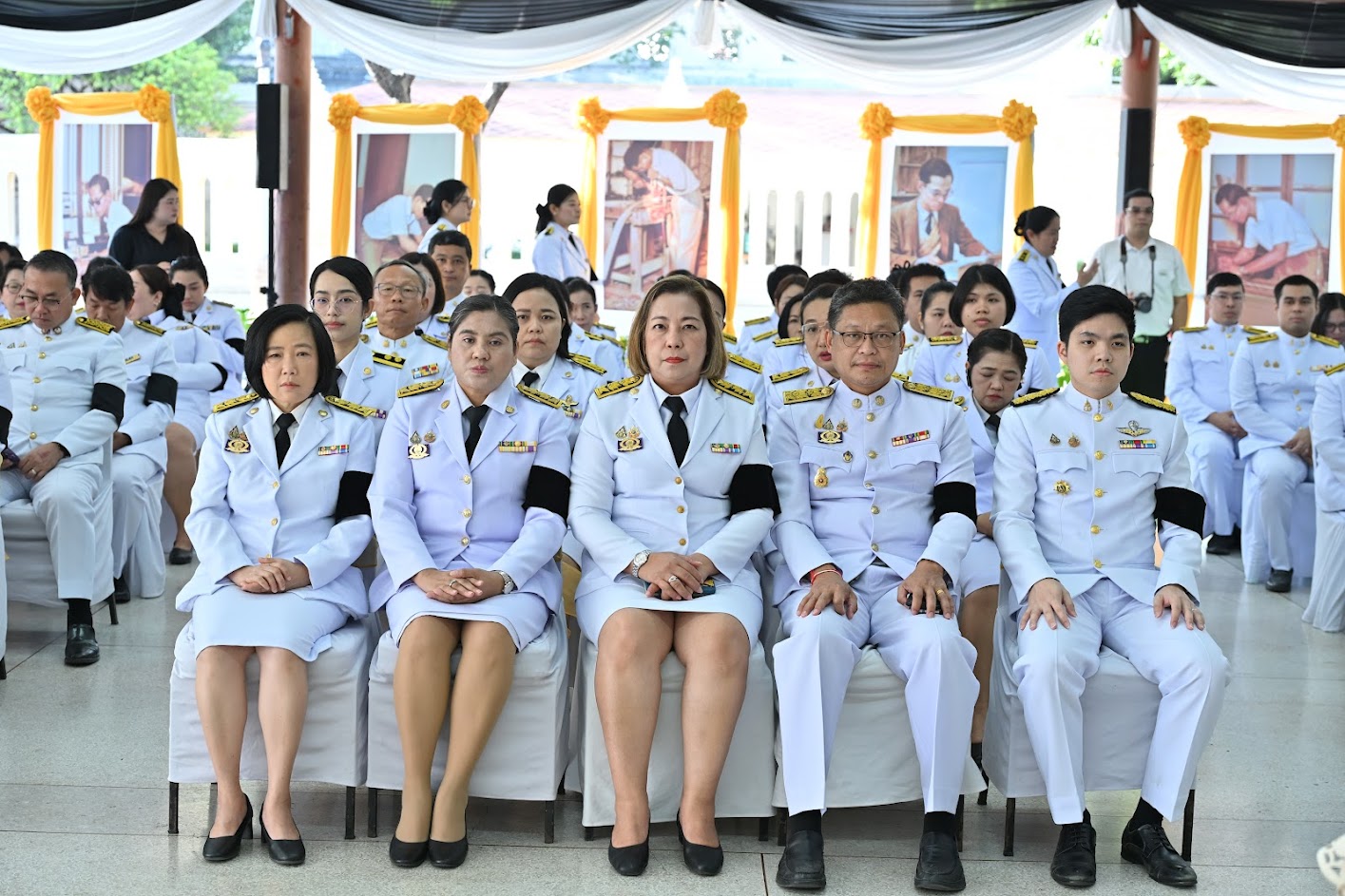 title - พิธีถวายเครื่องราชสักการะพระบาทสมเด็จพระบรมชนกาธิเบศร มหาภูมิพลอดุลยเดชมหาราช บรมนาถบพิตร พระบิดาแห่งมาตรฐานการช่างไทย เนื่องในวันมาตรฐานฝีมือแรงงานแห่งชาติ ประจำปี 2569 