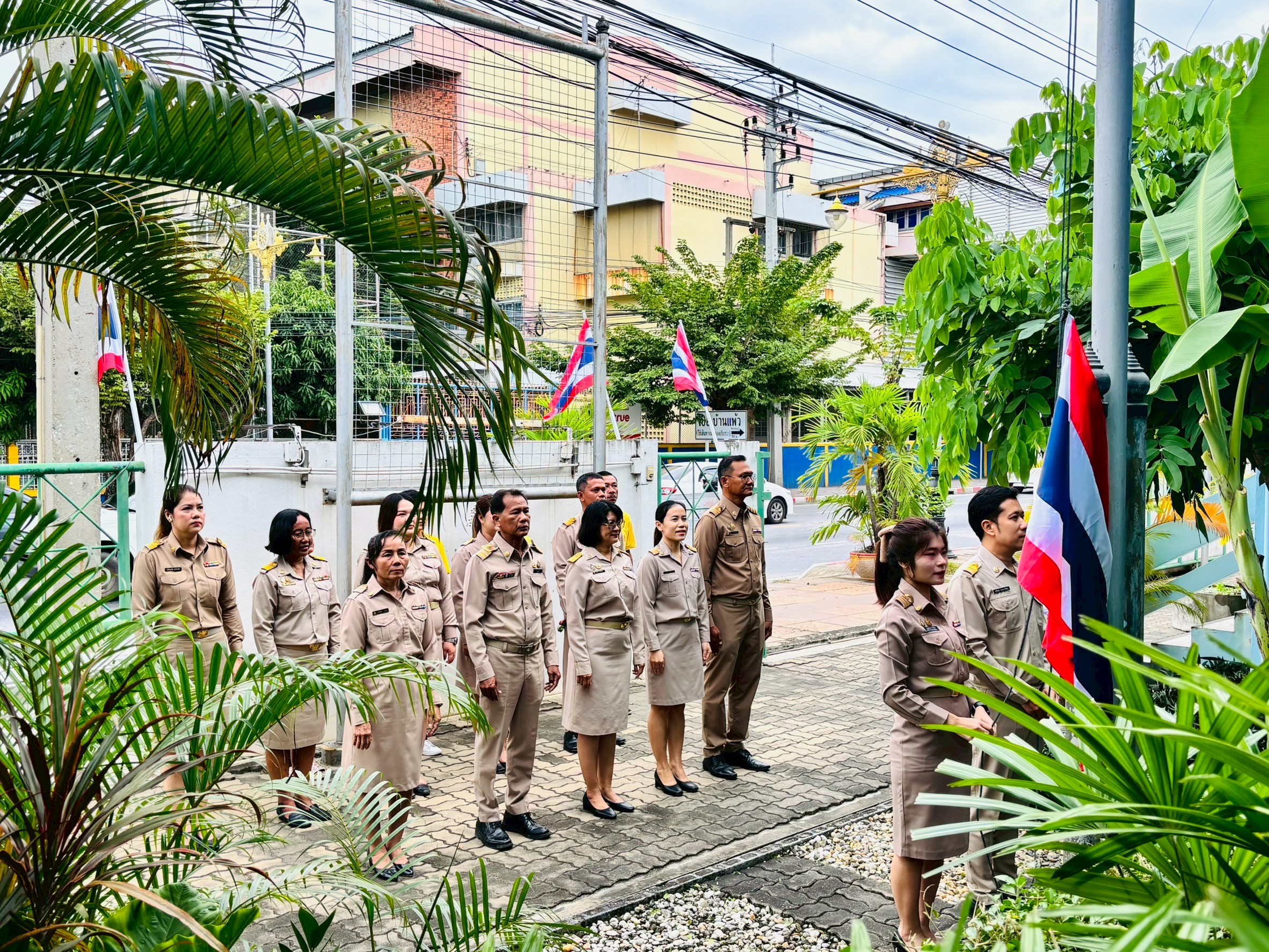 กิจกรรมเคารพธงชาติและร้องเพลงชาติไทย เนื่องในวันพระราชทานธงชาติไทย (Thai National Flag Day) วันที่ 28 กันยายน ประจำปี 2568