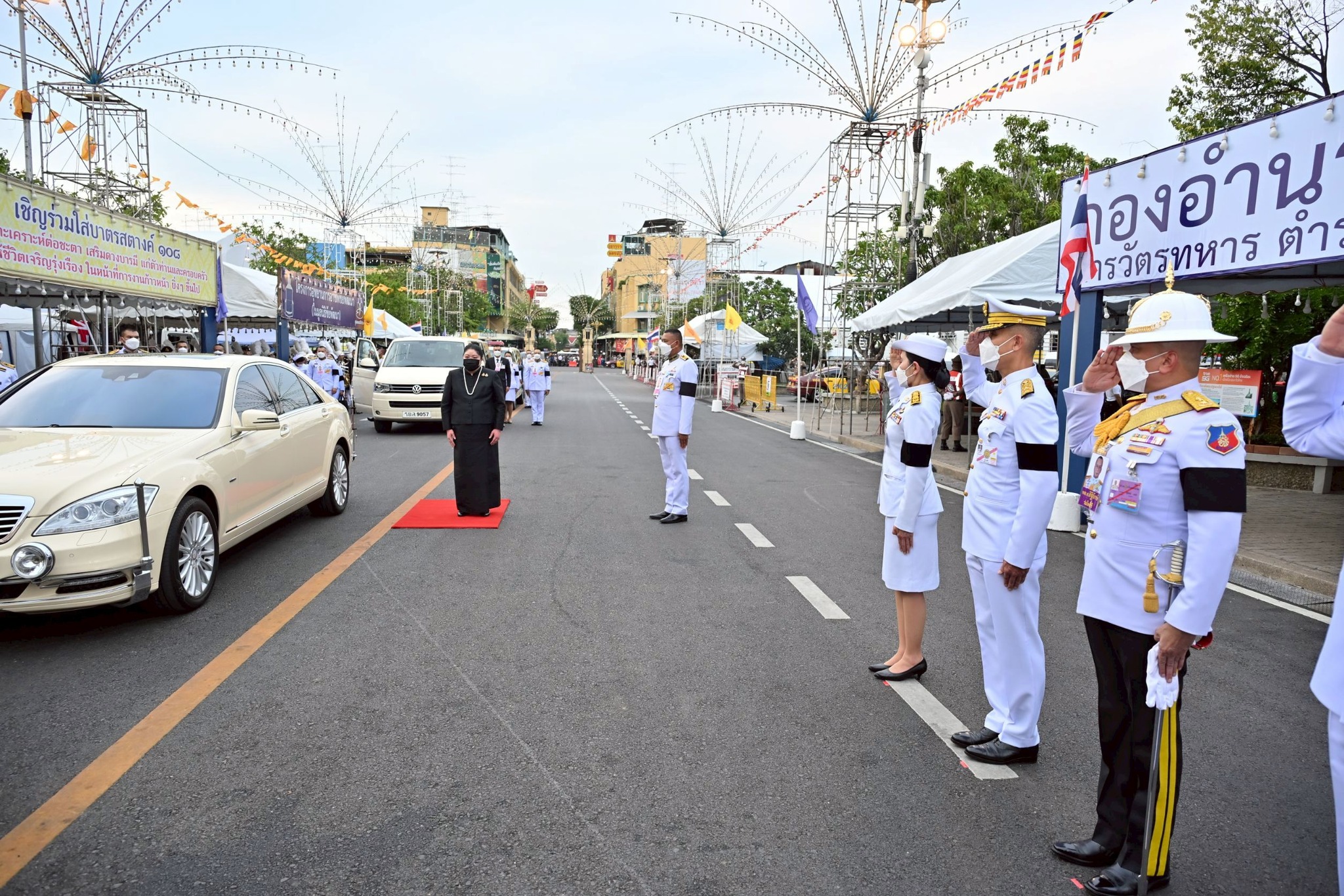 พระบาทสมเด็จพระเจ้าอยู่หัว ทรงพระกรุณาโปรดเกล้าโปรดกระหม่อมให้ พระเจ้าวรวงศ์เธอ พระองค์เจ้าอทิตยาทรกิติคุณ เสด็จไปยังวัดพระปฐมเจดีย์ ราชวรมหาวิหาร อำเภอเมือง จังหวัดนครปฐม ทรงบำเพ็ญพระกุศลถวายผ้าพระกฐิน