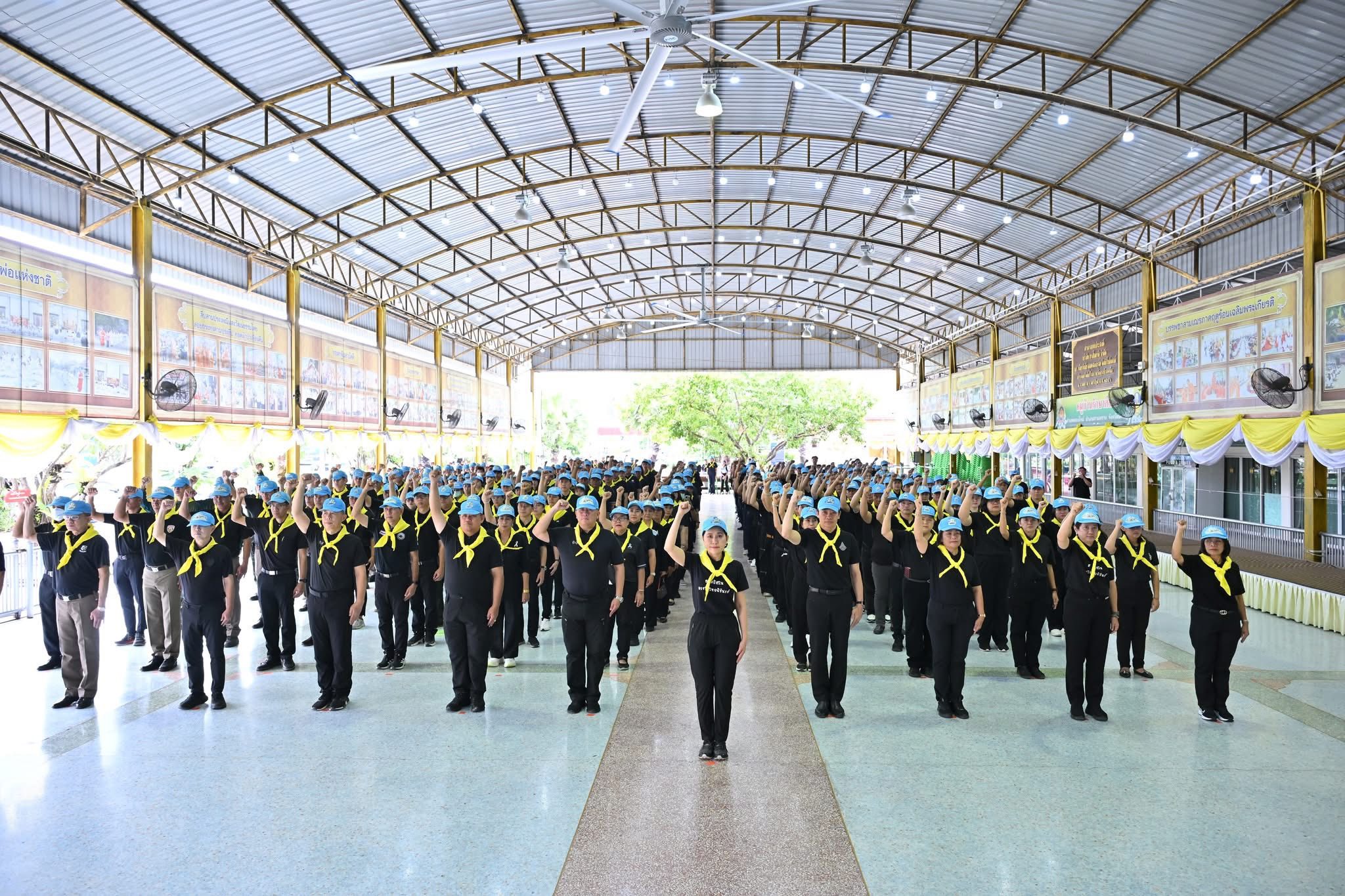 title - กิจกรรมจิตอาสาบำรุงต้นไม้ทรงปลูก ทำความสะอาดและปรับปรุงภูมิทัศน์วัดบางช้างเหนือ