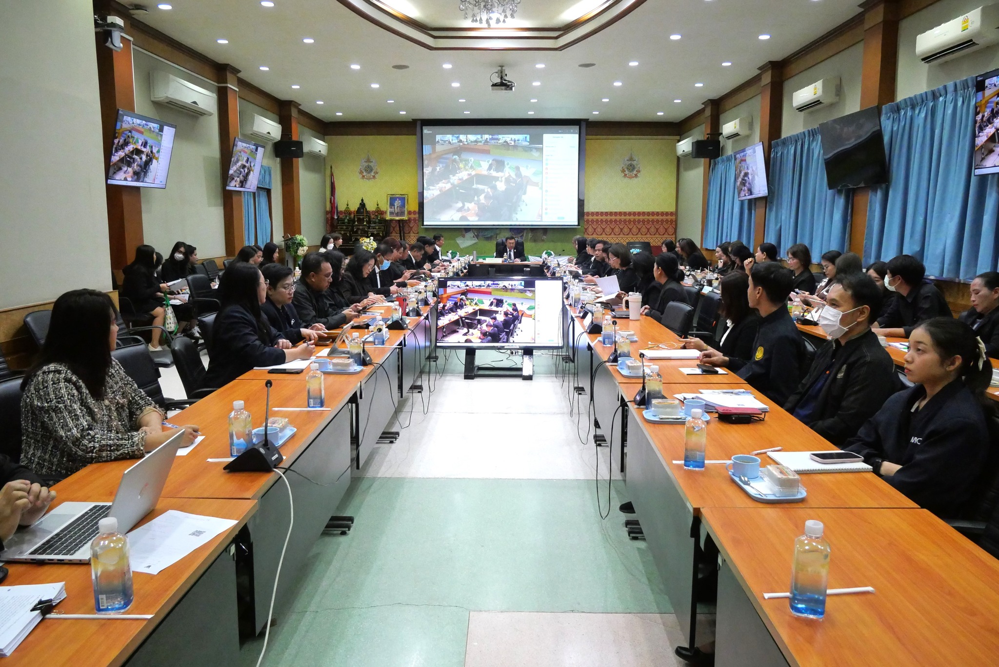 title - ประชุมคณะทำงานติดตามเร่งรัดการใช้จ่ายเงินงบประมาณประจำปีงบประมาณ พ.ศ. 2569 ของสำนักงานการปฏิรูปที่ดินเพื่อเกษตรกรรม ครั้งที่ 8/2568