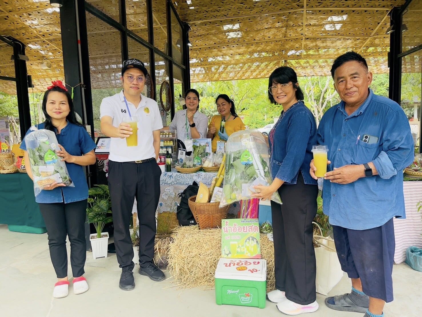 ร่วมงานตลาด 4 ภาคเกษตรกรยั่งยืน