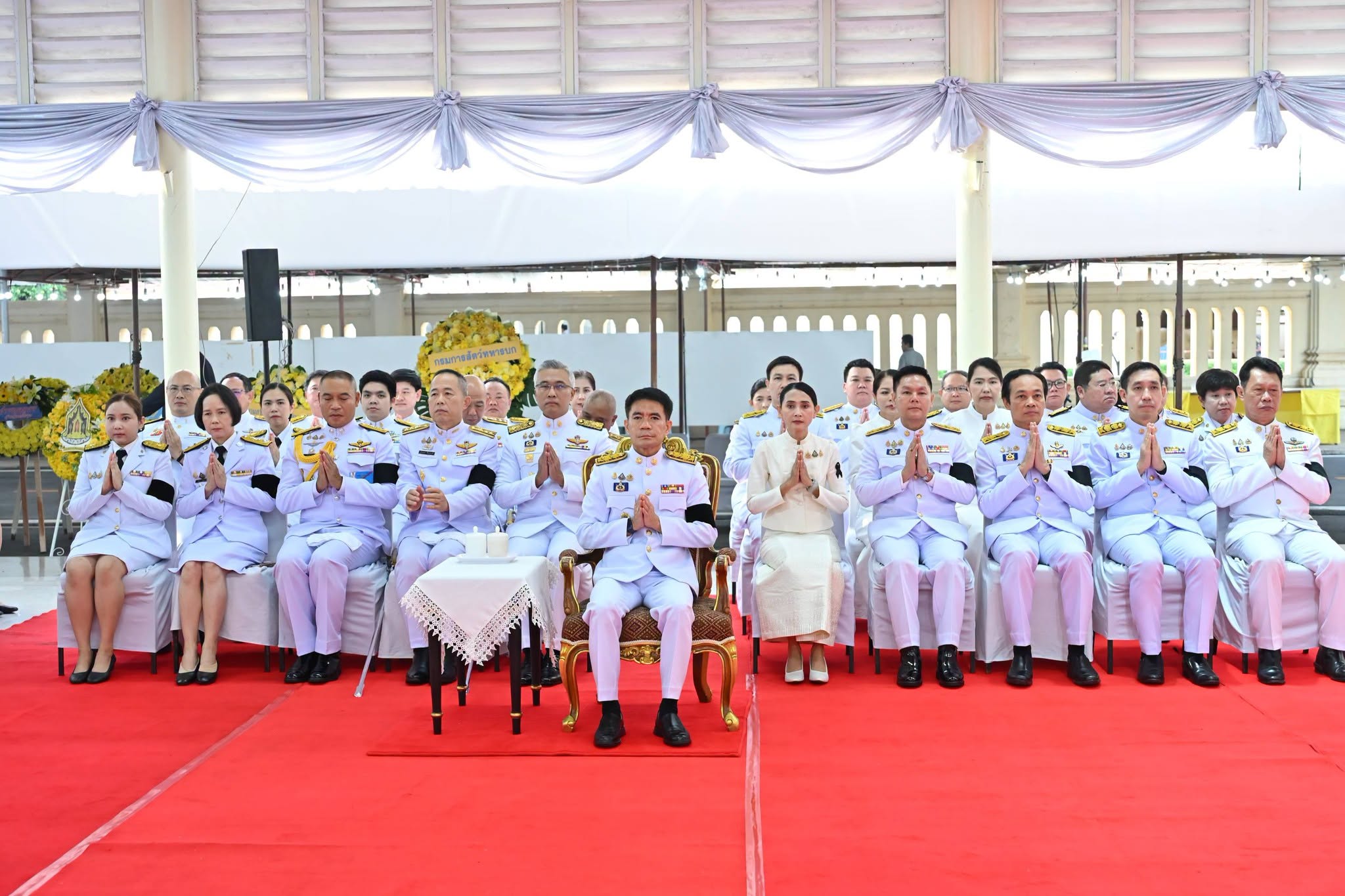 title - พิธีสวดพระพุทธมนต์ พิธีทำบุญตักบาตร และพิธีวางพวงมาลา เนื่องในวันนวมินทรมหาราช ประจำปี 2569