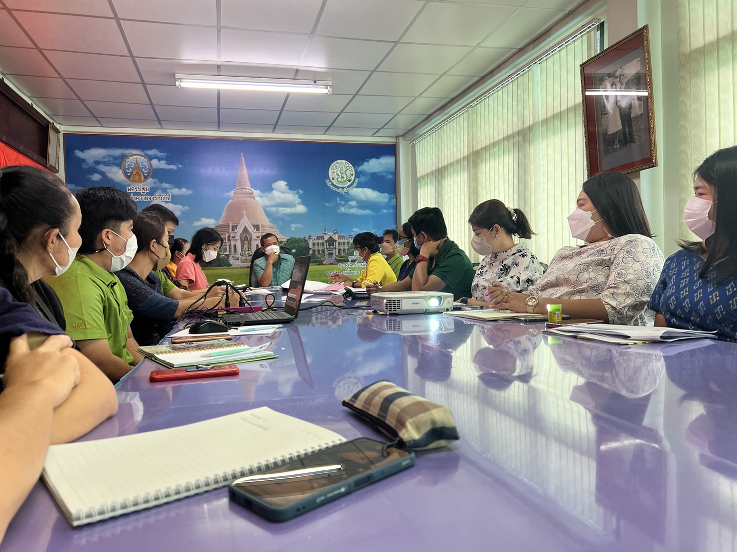 การประชุมสำนักงานการปฏิรูปที่ดินจังหวัดนครปฐม ประจำเดือนตุลาคม 2565