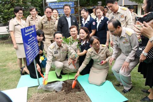 โครงการจังหวัดนครปฐมพบประชาชน