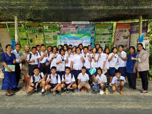 โครงการพัฒนาบนผืนดินพระราชทานเพื่อเกษตรกรในเขตปฏิรูปที่ดินจังหวัดนครปฐม