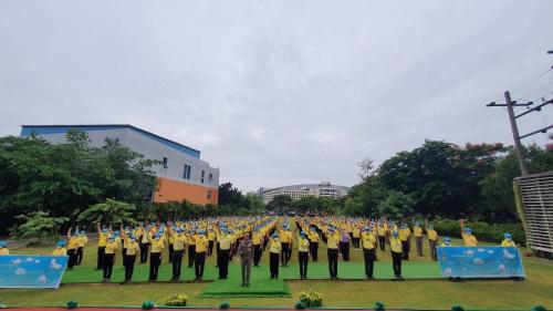 กิจกรรมจิตอาสาพัฒนาสวนสมเด็จพระนางเจ้าสิริกิติ์ฯ เนื่องในโอกาสวันเฉลิมพระชนมพรรษาสมเด็จพระนางเจ้าสิริกิติ์ พระบรมราชินีนาถ พระบรมราชชนนีพันปีหลวง