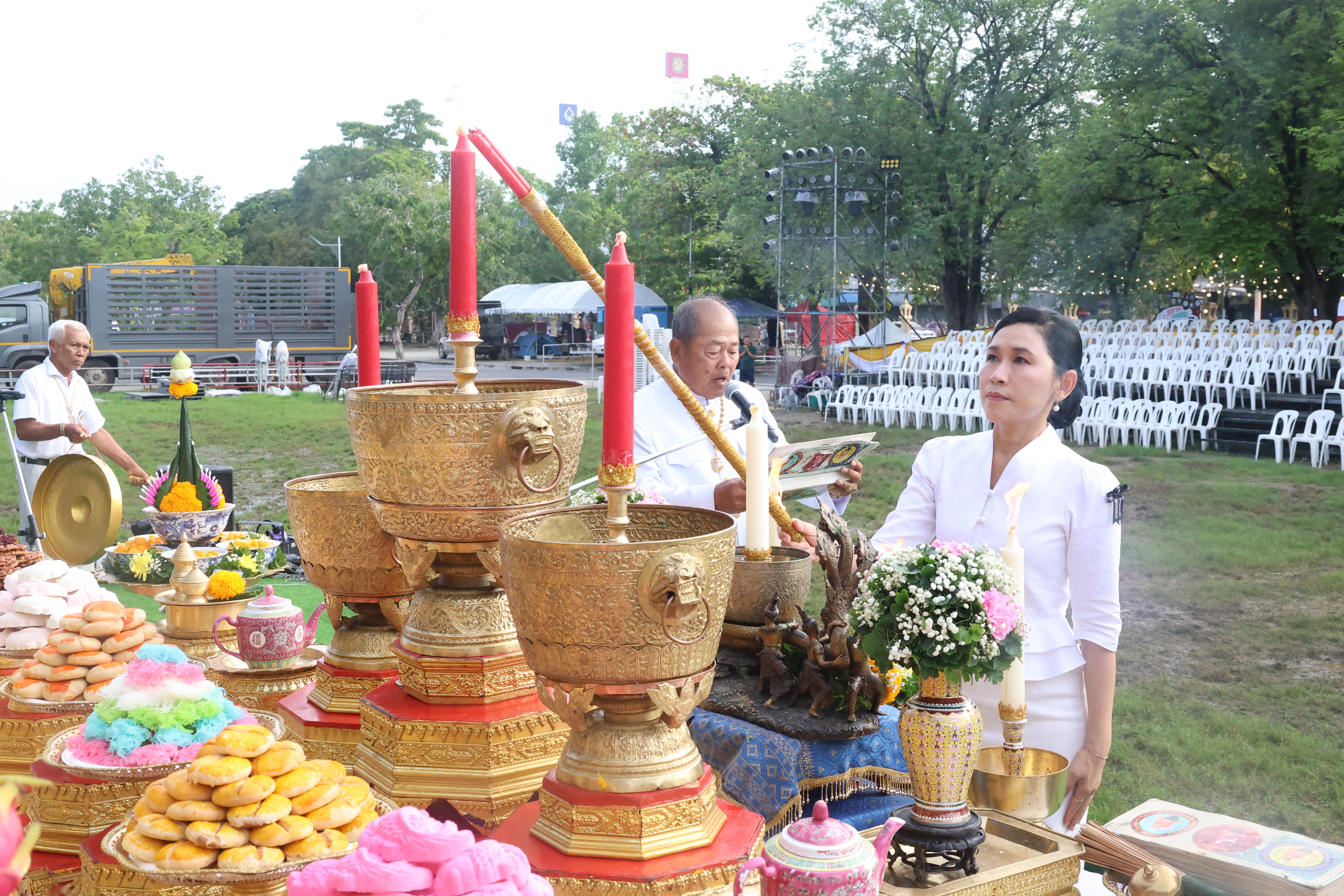 title - ส.ป.ก.นครปฐม เข้าร่วมงานพิธีบวงสรวง “แสดง แสง สี เสียง ตำนานเมืองนครปฐม” ภายใต้โครงการพัฒนาการท่องเที่ยวเชิงอาหารและวัฒนธรรม ที่เป็นอัตลักษณ์ของจังหวัดนครปฐม