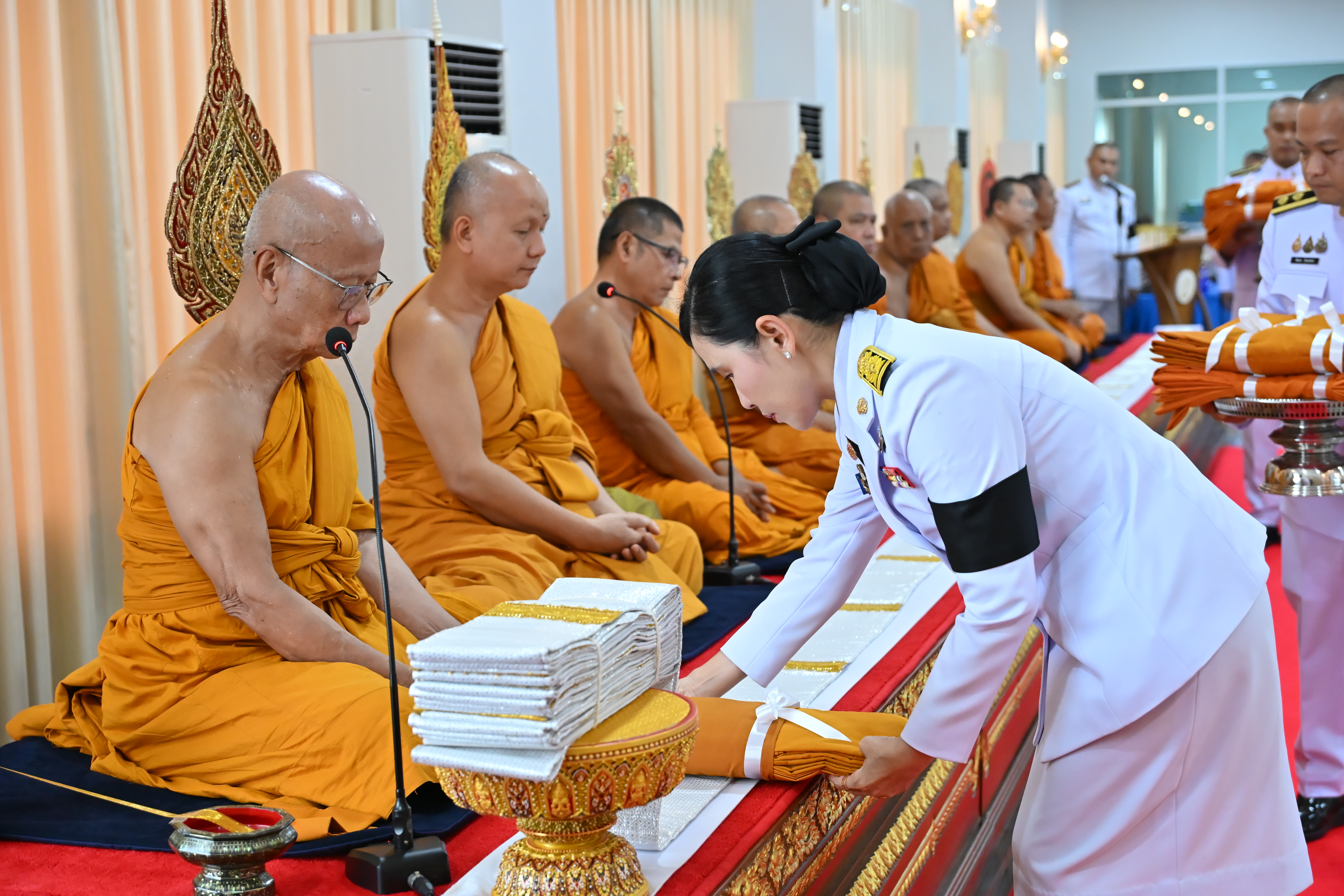 title - ส.ป.ก.นครปฐม เข้าร่วมพิธีบำเพ็ญกุศลทักษิณานุประทานวาระสตมวาร 100 วัน เพื่ออุทิศถวายพระกุศลแด่ สมเด็จพระเจ้าลูกเธอ เจ้าฟ้าพัชรกิติยาภา นเรนทิราเทพยวดี กรมหลวงราชสาริณีสิริพัชร มหาวัชรราชธิดา