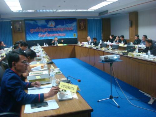 ส.ป.ก.นครพนม ประชุมคณะกรรมการปฏิรูปที่ดินจังหวัด(คปจ.)ครั้งที่ 2/2560