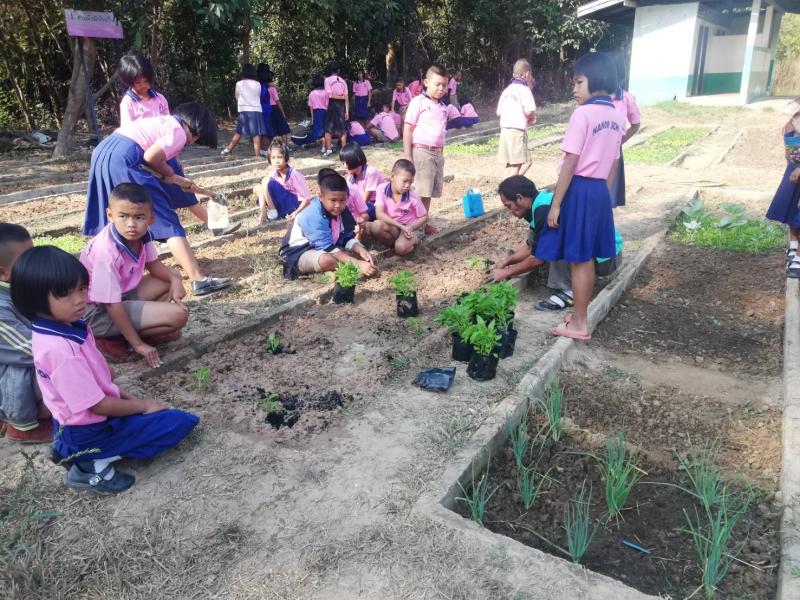 title - ส.ป.ก.นครพนม จัดฝึกอบรม โครงการอนุรักษ์พันธุกรรมพืชอันเนื่องจากพระราชดำริฯ(อพ.สธ.)