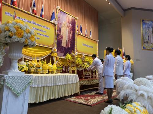 วันพฤหัสบดีที่ 5 ธันวาคม 2562  เวลา 08.30 น. ส.ป.ก.นครสวรรค์ เข้าร่วมพิธีพิธีถวายพานพุ่มดอกไม้และถวายบังคม เนื่องในวันคล้ายวันพระบรมราชสมภพของพระบาทสมเด็จพระบรมชนกาธิเบศร มหาภูมิพลอดุลยเดชมหาราช บรมนาถบพิตร วันชาติ และวันพ่อแห่งชาติ