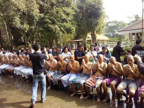 ทำดีเพื่อพ่อ ร่วมอุปสมบท ถวายแด่ พระบาทสมเด็จพระปรมินทรมหาภูมิพลอดุลยเดช