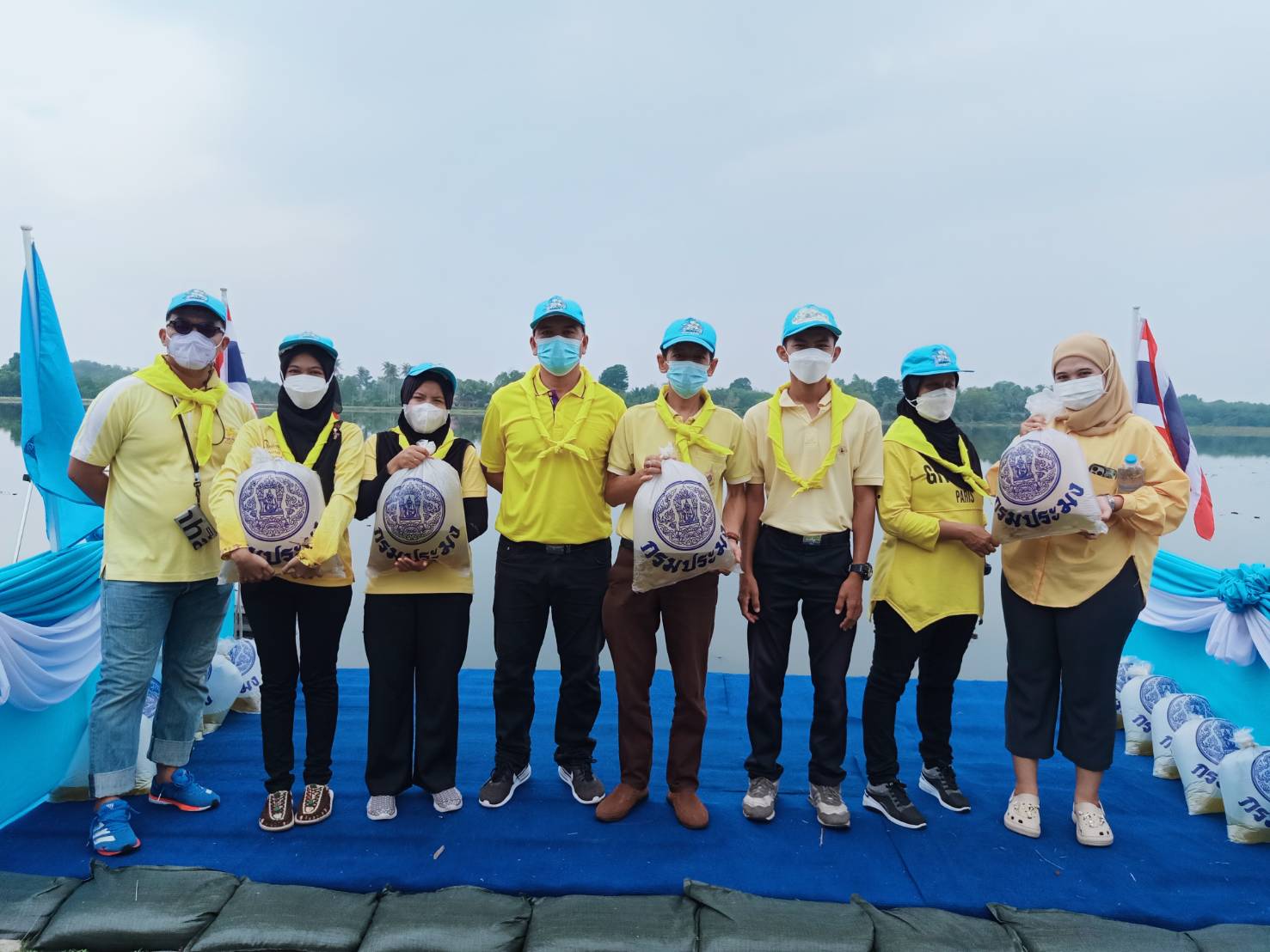 ส.ป.ก.นราธิวาส ร่วมกิจกรรมจิตอาสาพระราชทาน “เราทำความ ดี ด้วย หัวใจ”