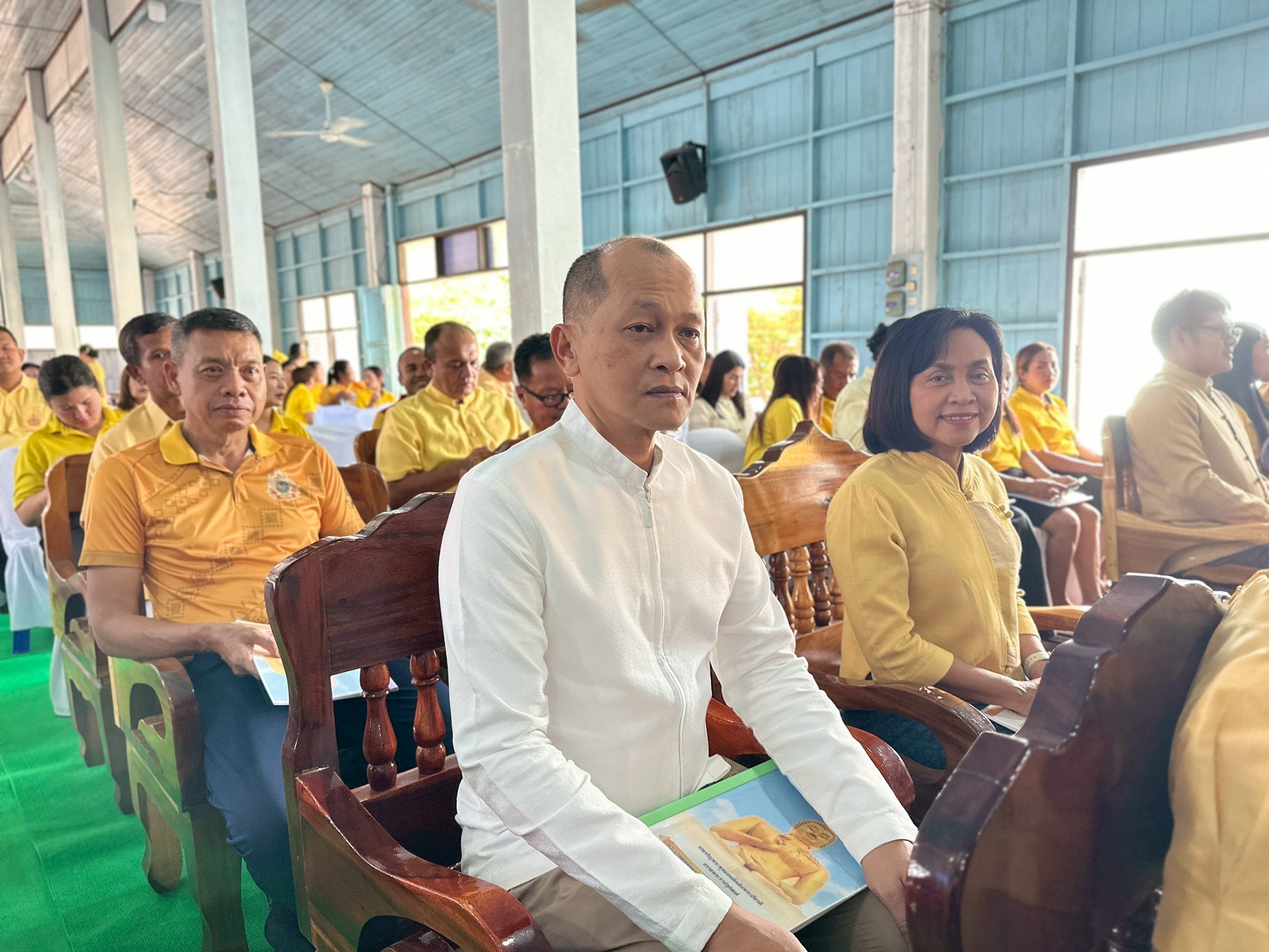 ส.ป.ก.นราธิวาส ร่วมพิธีเจริญพระพุทธมนต์ถวายพระพรชัยมงคลแด่พระบาทสมเด็จพระเจ้าอยู่หัว และพระบรมวงศานุวงศ์ ประจำปี 2568 