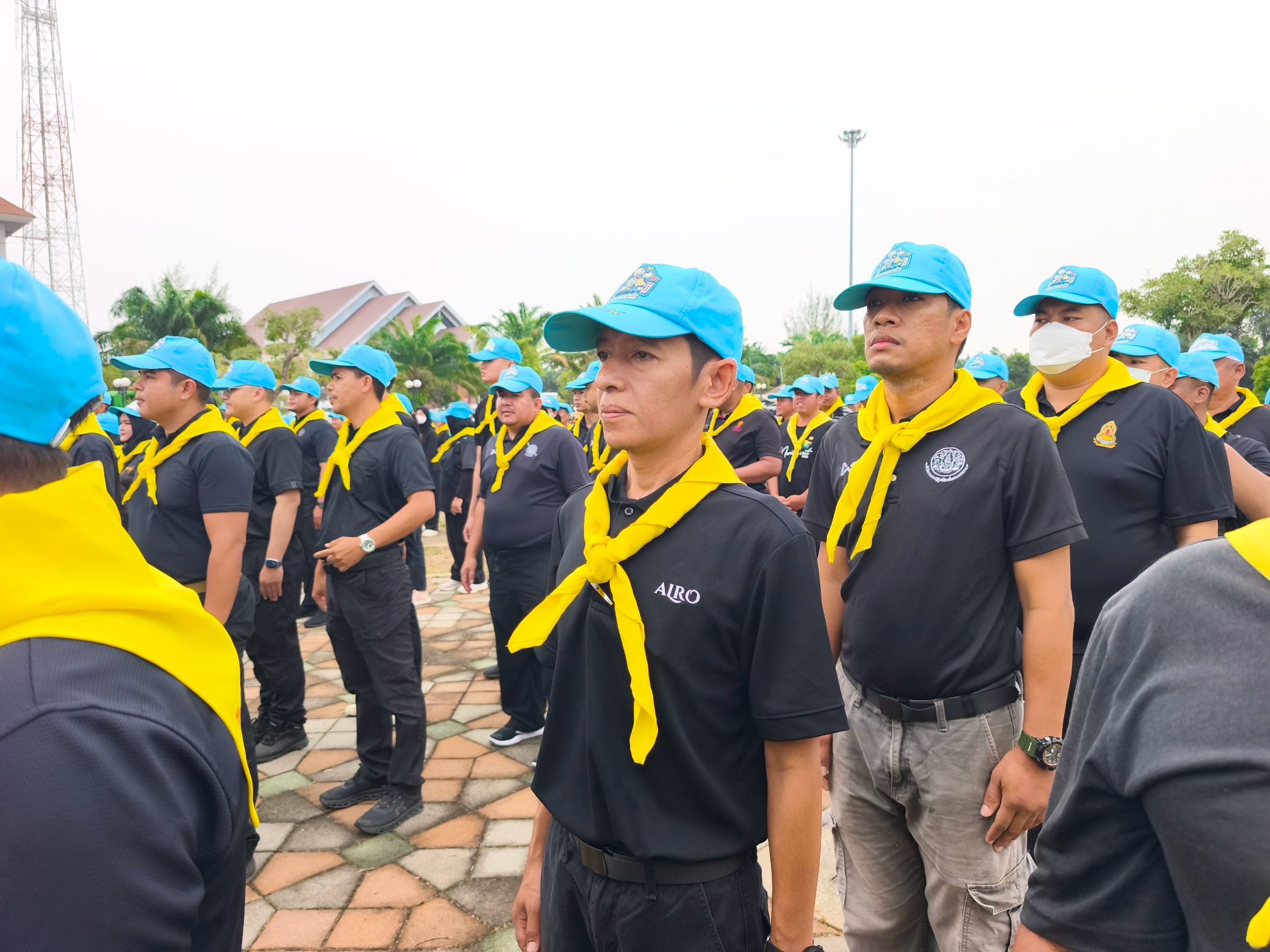 title - ส.ป.ก.นราธิวาส ร่วมกิจกรรมจิตอาสาบำเพ็ญสาธารณประโยชน์ เตรียมความพร้อมสถานที่จัดงานสมโภชศาลหลักเมืองนราธิวาส