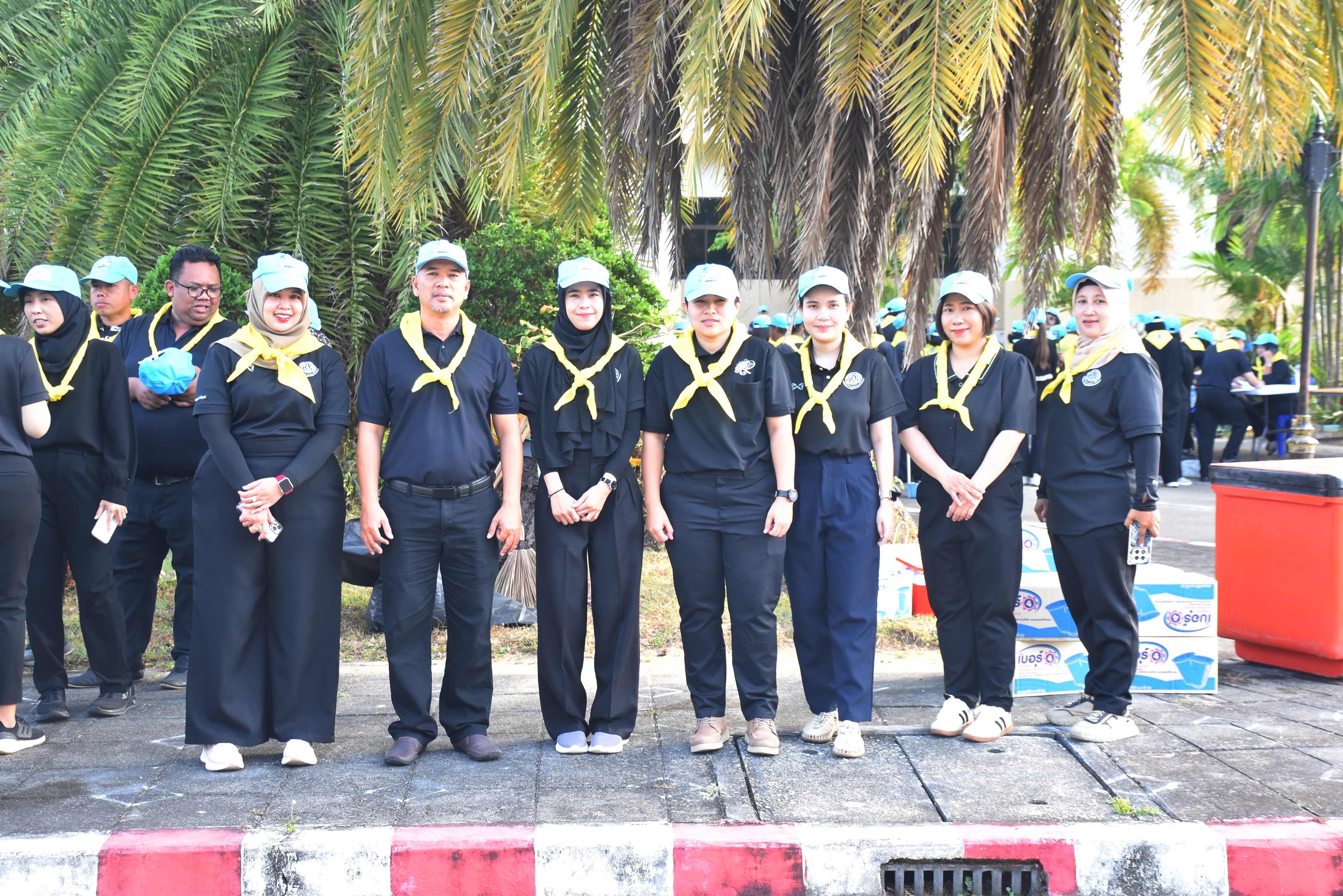 title - ส.ป.ก.นราธิวาส ร่วมกิจกรรมจิตอาสาบำเพ็ญสาธารณประโยชน์ เนื่องในวันที่ระลึกพระบาทสมเด็จพระพุทธเลิศหล้านภาลัย