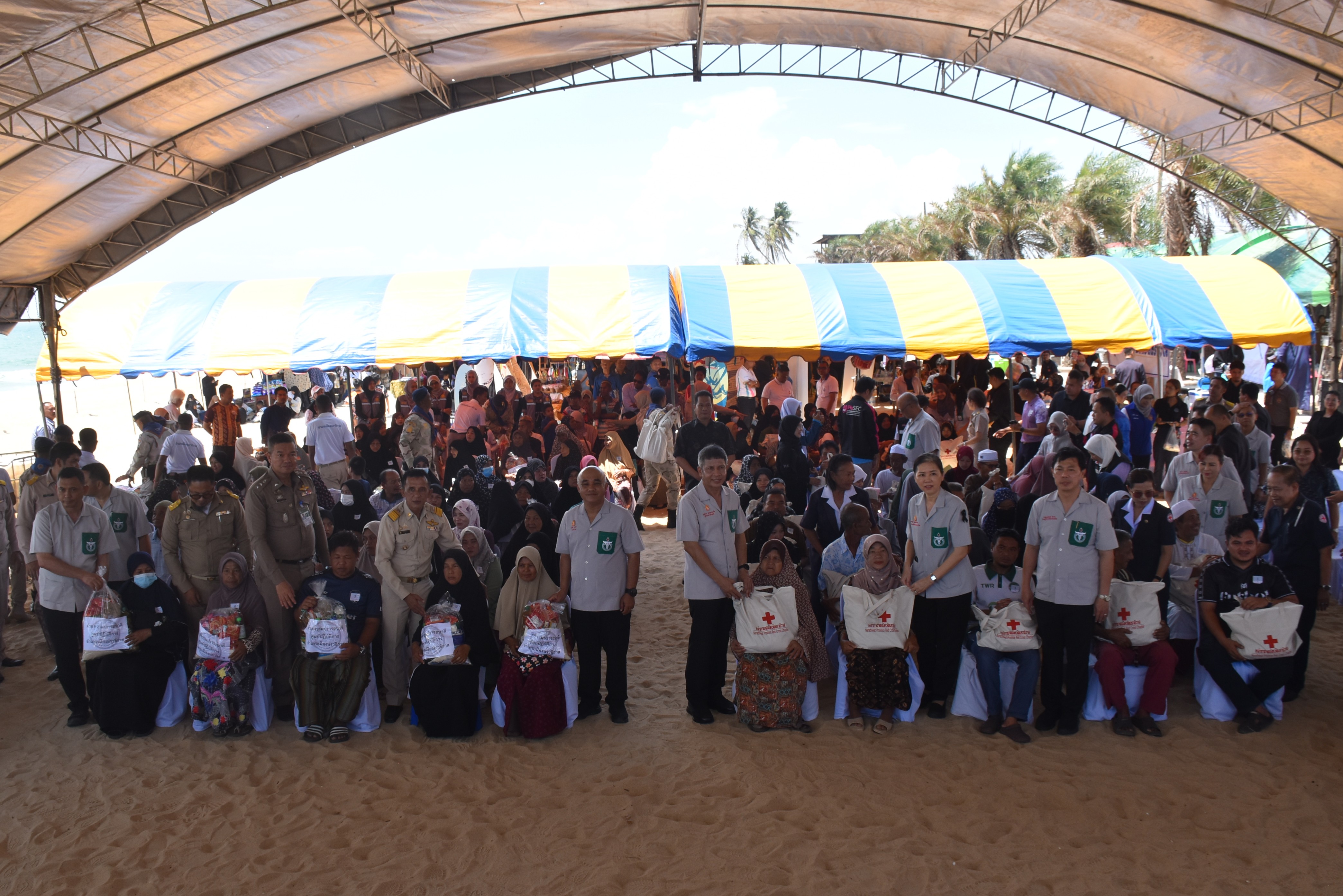 title - ส.ป.ก.นราธิวาส เข้าร่วมและออกหน่วยบริการ โครงการจังหวัดเคลื่อนที่ บำบัดทุกข์ บำรุงสุข สร้างร้อยยิ้มให้ประชาชน จังหวัดนราธิวาส ครั้งที่ 4 ประจำปีงบประมาณ พ.ศ.2569