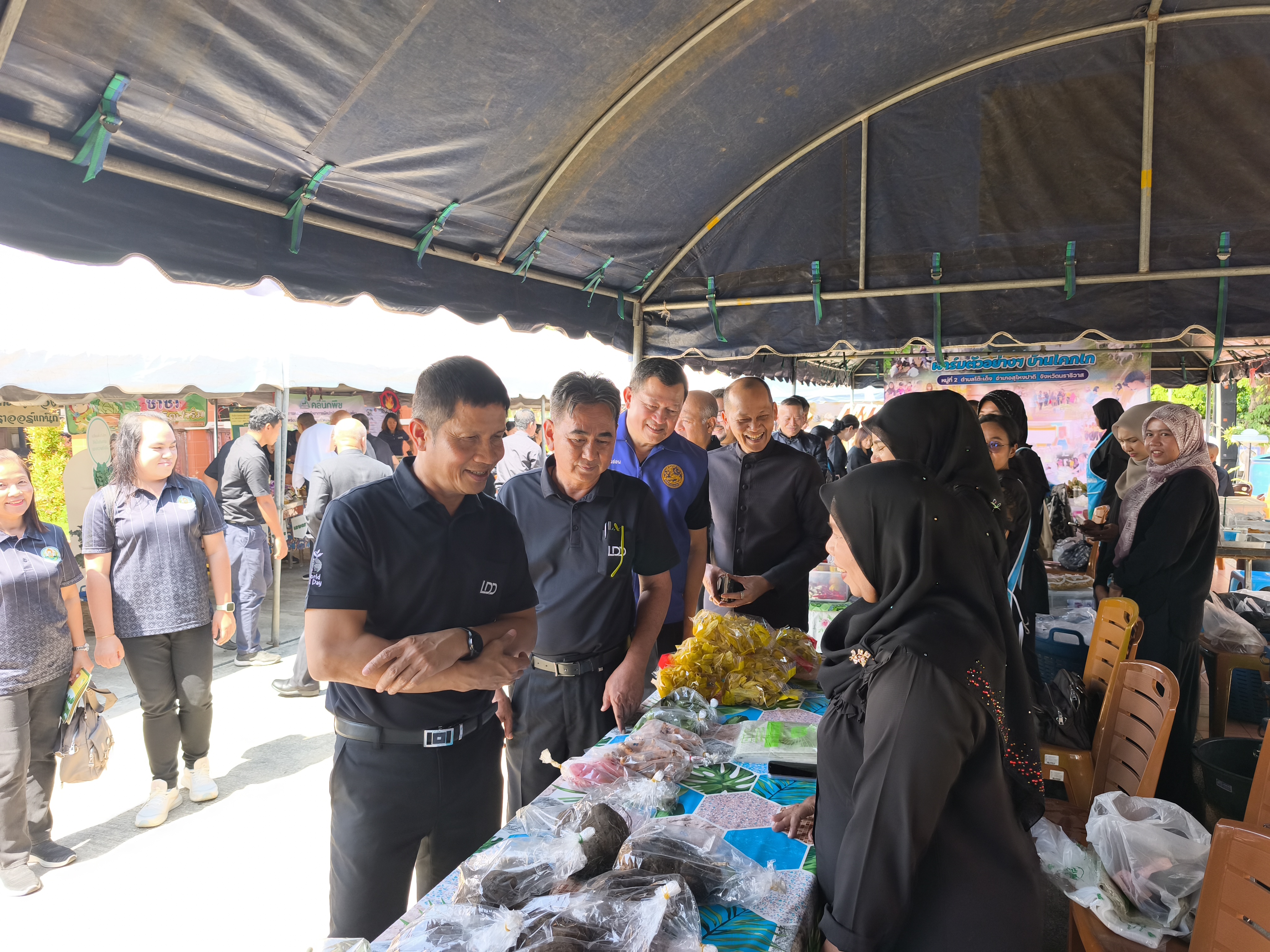 title - ส.ป.ก.นราธิวาส ร่วมกิจกรรมพิธีเปิดวันดินโลก 2568 ณ สำนักงานเทศบาลเมืองนราธิวาส