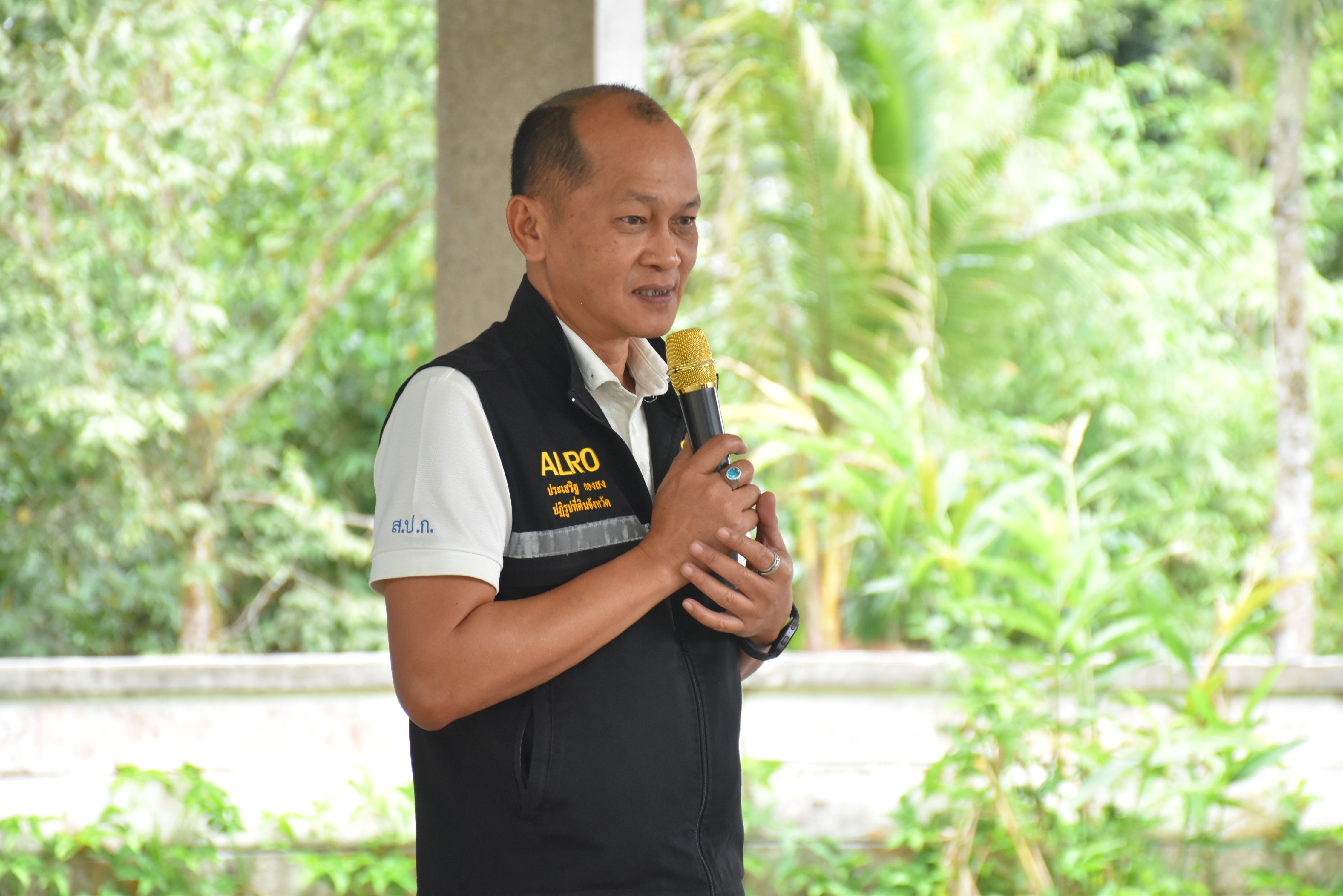 title - ส.ป.ก.นราธิวาส ร่วมออกหน่วยบริการ เพื่อมอบโฉนดเพื่อการเกษตร ให้กับเกษตรกรในเขตปฏิรูปที่ดินอำเภอสุไหงโก-ลก