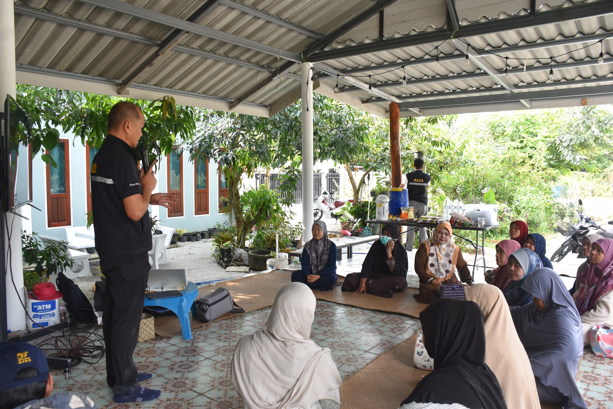 title - ส.ป.ก.นราธิวาส จัดฝึกอบรมโครงการพัฒนาธุรกิจชุมชน กิจกรรมพัฒนาธรกิจชุมชนในเขตปฏิรูปที่ดิน ปีงบประมาณ พ.ศ.2569 หลักสูตร การบริหารจัดการกลุ่ม การเพิ่มมูลค่าสินค้า และการพัฒนาช่องทางด้านการตลาด