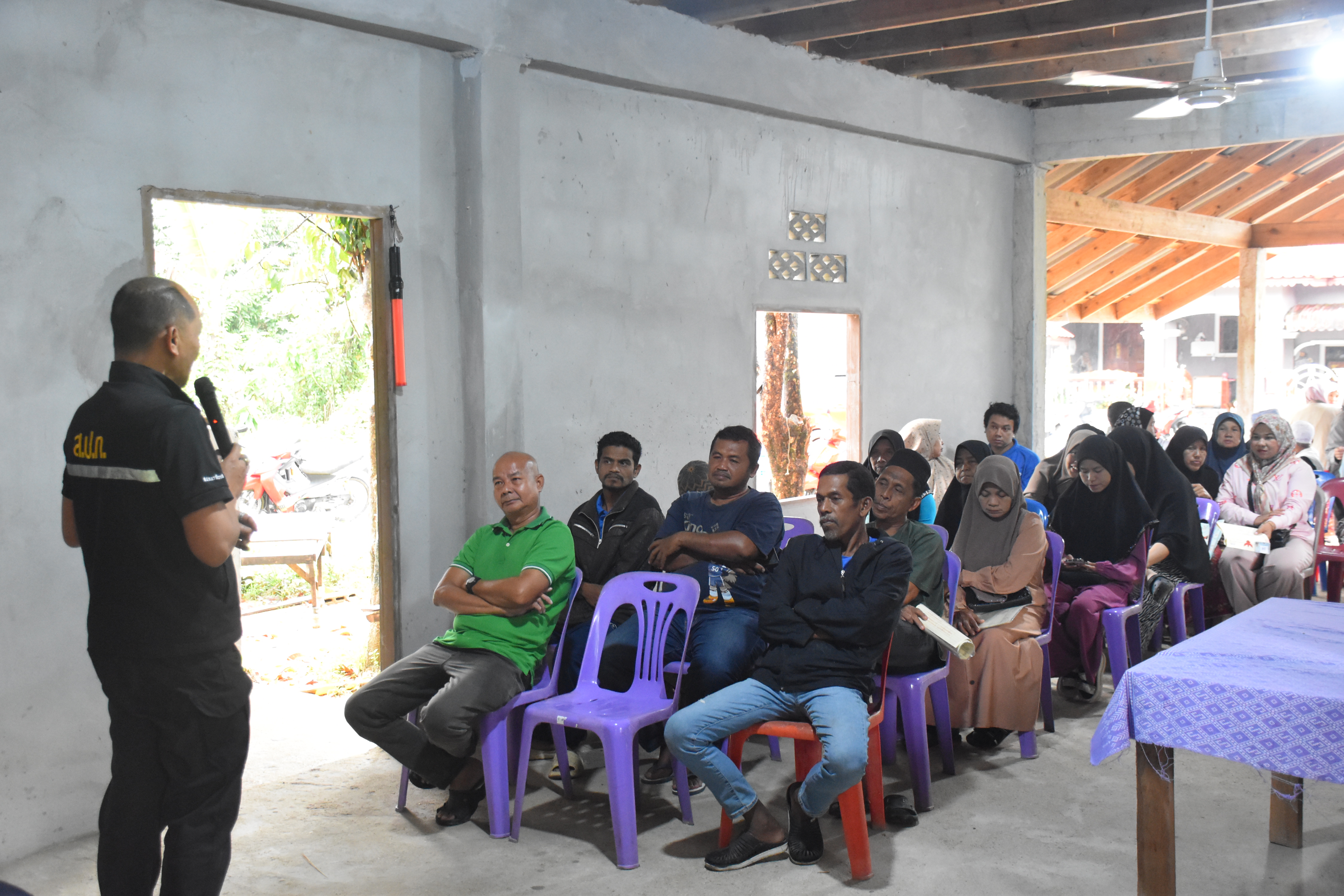 title - ส.ป.ก.นราธิวาส ร่วมออกหน่วยบริการโครงการจัดที่ดินเพื่อเกษตรกรรม ประจำปีงบประมาณ พ.ศ.2569 กิจกรรมศูนย์บริการประชาชน ครั้งที่ 1/2569