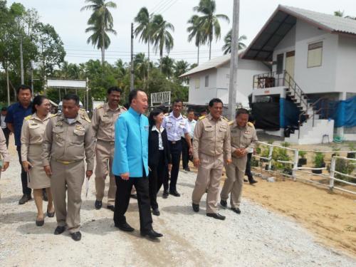 ส.ป.ก. ร่วมกับ สำนักนายกฯ ตรวจเยี่ยมการปฏิบัติราชการเเละติดตามผลความก้าวหน้าการดำเนินงานโครงการพิเศษด้านความมั่นคงฯ บ้านประชารัฐร่วมใจ1-2
