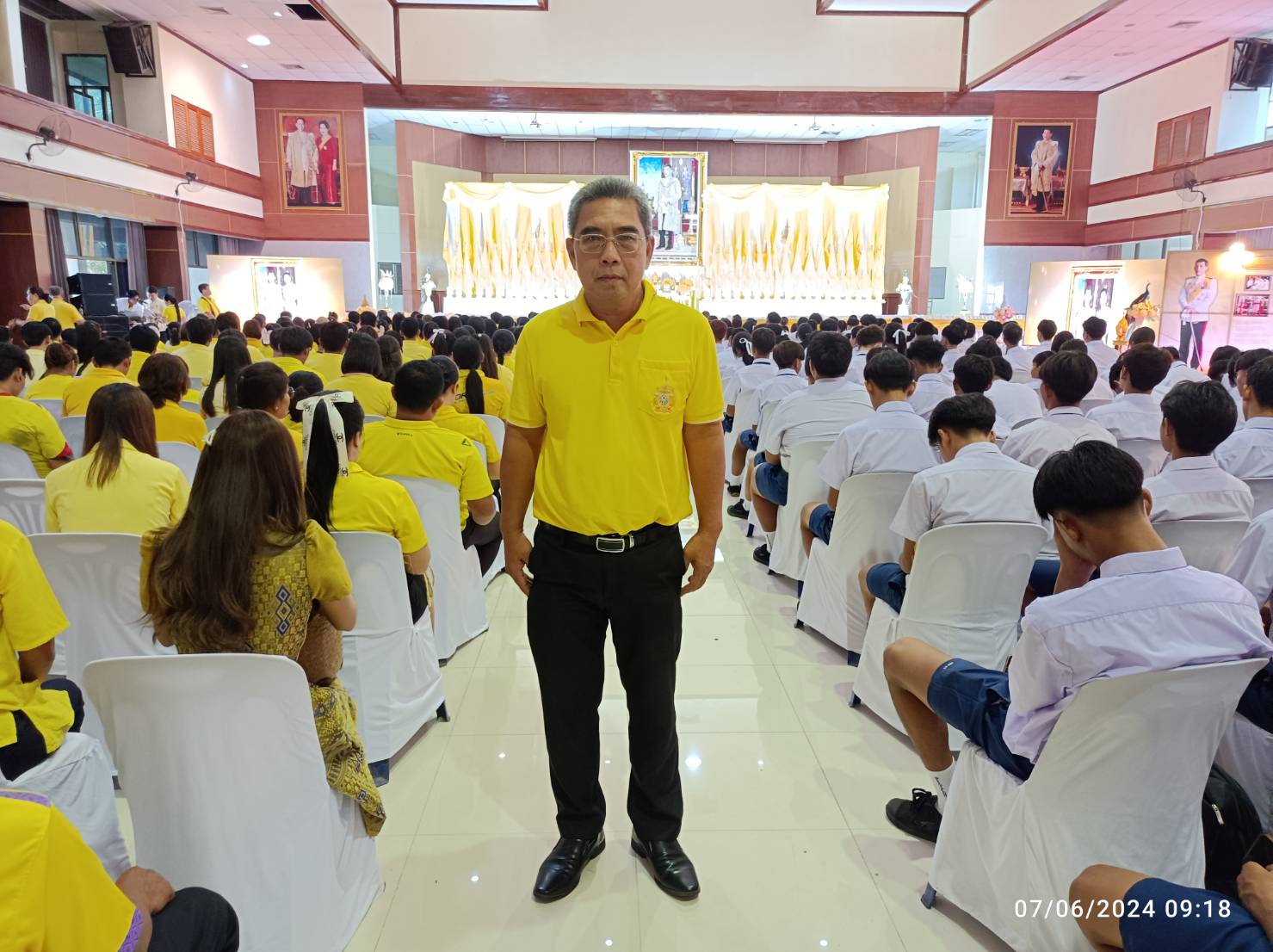 นายประสิทธิ์ ซาล่าม รักษาราชการแทนปฏิรูปที่ดินจังหวัด เข้าร่วมกิจกรรมเฉลิมฉลองธงตราสัญลักษณ์เนื่องในโอกาสพระราชพิธีมงคลเฉลิมพระชนมพรรษา6รอบ28กรกฎาคม2567