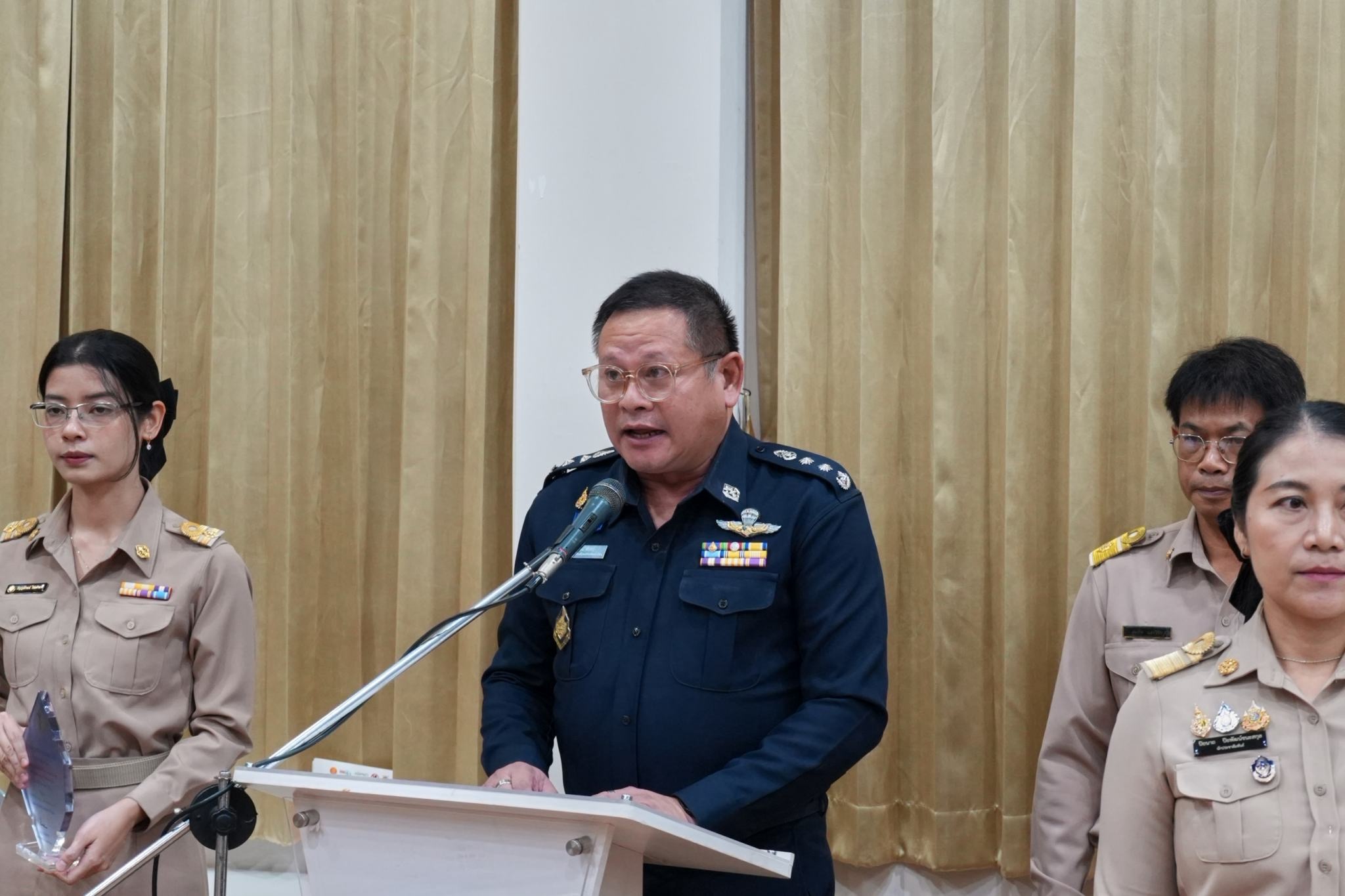 title - ประชุมกรมการจังหวัดประจำเดือนกันยายน 2569 มุ่งขับเคลื่อนนโยบายรัฐ พร้อมเชิดชูเกียรติเยาวชน-นักกีฬาผู้สร้างชื่อเสียง
