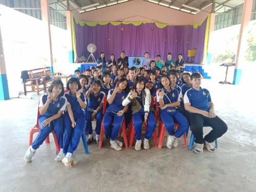 ส.ป.ก.หนองบัวลำภู มอบหมายให้ นางสาวพัชณี ไชยตรี นักวิชาการปฏิรูปที่ดินชำนาญการ และคณะ ฝึกอบรมต่อยอดกิจกรรมตามโครงการเพิ่มศักยภาพระบบงานเกษตร ภายใต้แผนพัฒนาเด็กและเยาวชนในถิ่นทุรกันดาร หลักสูตรการเลี้ยงหมู 
