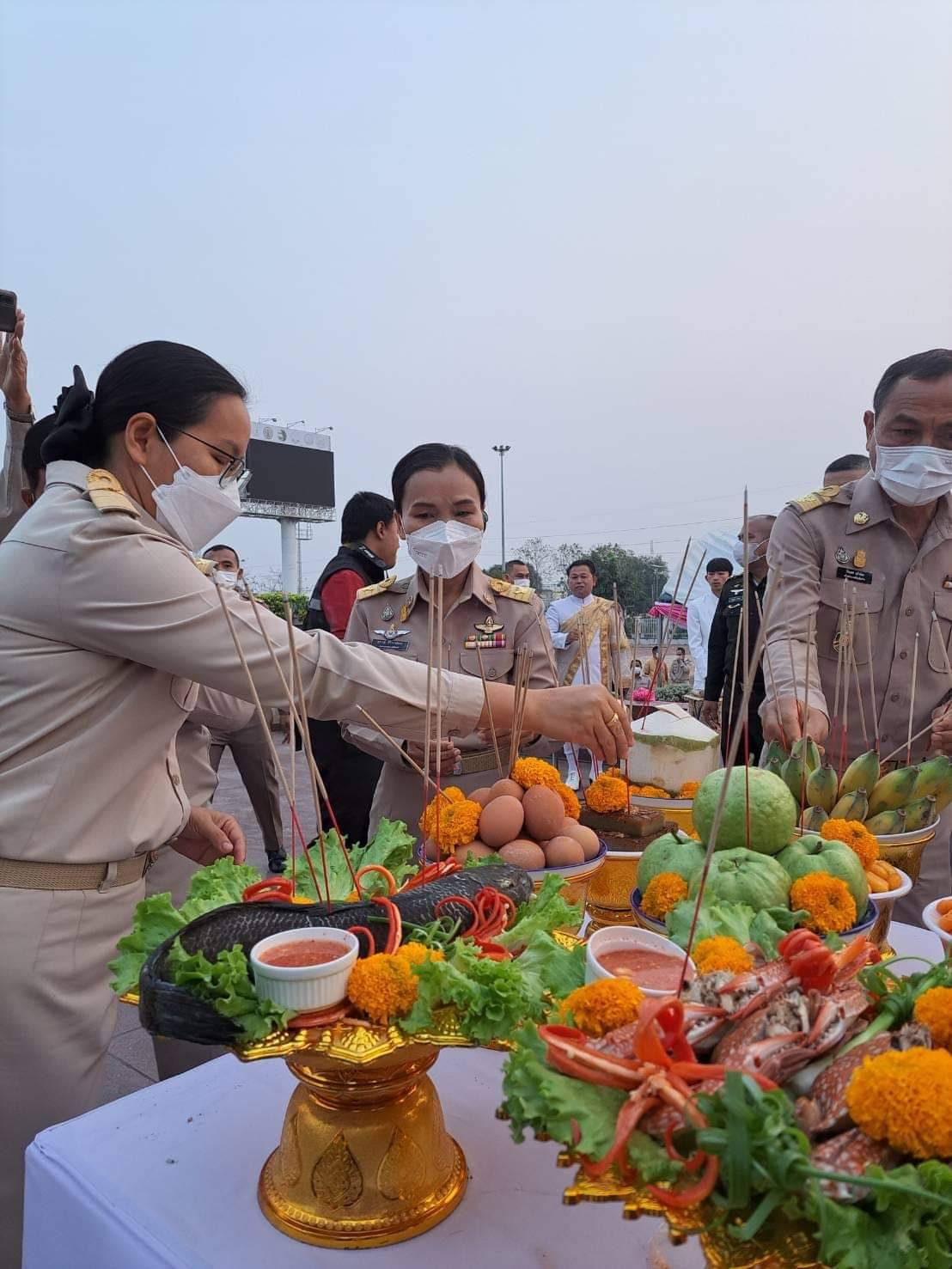ส.ป.ก.หนองคาย ร่วมพิธีบวงสรวงพรมบรมราชานุสาวรีย์รัชกาลที่ 5 และพิธีสักการะอนุสาวรีย์ปราบฮ่อ ใต้ร่มพระบารมี 196 ปี และงานกาชาดจังหวัดหนองคาย ประจำปี 2566