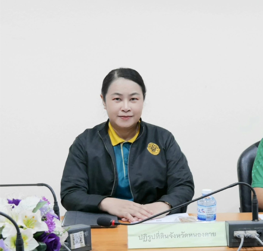 นางสาวภัทรวดี สุชเสวตร ปฏิรูปที่ดินจังหวัดหนองคาย ร่วมประชุมคณะกรรมการศูนย์ติดตามและแก้ไขปัญหาภัยพิบัติด้านการเกษตรจังหวัดหนองคาย ครั้งที่ 7/2568 พร้อมรับฟังการถ่ายทอดสดจากระบบทางไกล zoom meeting จากกระทรวงเกษตรและสหกรณ์