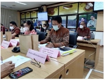 สำนักงานการปฏิรูปที่ดินจังหวัดหนองคาย ส.ป.ก. หนองคาย นำโดย นายประพันธ์ คำบาง ปฏิรูปที่ดินจังหวัดหนองคาย พร้อมด้วยเจ้าหน้าที่ ส.ป.ก. หนองคาย จัดประชุมคณะกรรมการปฏิรูปที่ดินจังหวัดหนองคาย คปจ.หนองคาย ครั้งที่ 1/2565 โดย นางสาวสิริมา วัฒโน รองผู้ว่าราชการจังหวัดหนองคาย เป็นประธานในการประชุม พร้อมด้วยคณะกรรมการปฏิรูปที่ดินจังหวัด และ เจ้าหน้าที่ที่เกี่ยวข้องเข้าร่วมประชุม ณ ห้องประชุมปทุมเทวาภิบาล ชั้น 4 ศาลากลางจังหวัดหนองคาย