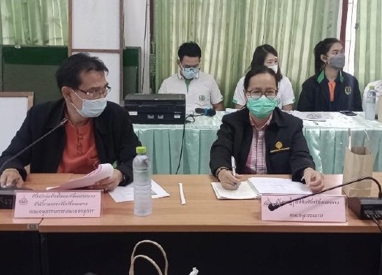 นายประพันธ์ คำบาง ปฏิรูปที่ดินจังหวัดหนองคาย มอบหมายให้ นางสาววิจิตร ประจิมทิศ นักวิชาการปฏิรูปที่ดินชำนาญการพิเศษ ผู้อำนวยการกลุ่มยุทธศาสตร์และการปฏิรูปที่ดินเข้าร่วมประชุมคณะอนุกรรมการส่งเสริมวิสาหกิจชุมชนจังหวัดหนองคาย ประจำปี พ.ศ. 2565