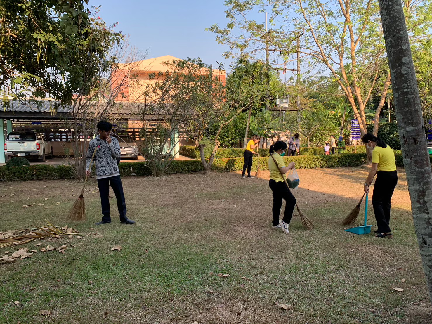 ส.ป.ก.หนองคาย ดำเนินกิจกรรมหน้าบ้านน่ามอง ประจำปีงบประมาณ พ.ศ. 2566 ครั้งที่ 4 และกิจกรรม Big Cleaning Day ประจำปีงบประมาณ พ.ศ. 2566 ครั้งที่ 2
