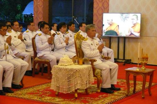 สำนักงานการปฏิรูปที่ดินจังหวัดหนองคายเข้าพิธีบำเพ็ญกุศลสวดพระอภิธรรมพระบรมศพ เพื่อถวายเป็นพระราชกุศล พระบาทสมเด็จพระปรมินทรมหาภูมิพลอดุลยเดช