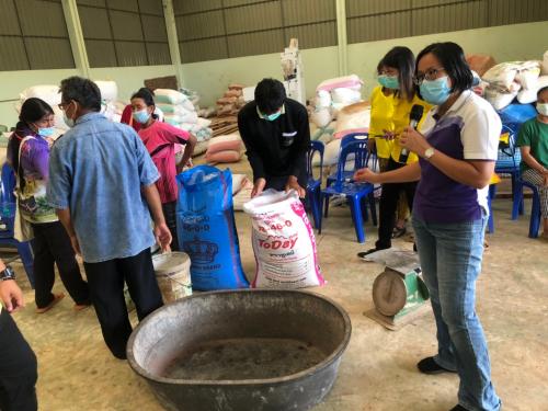 เพื่อจัดฝึกอบรมโครงการระบบส่งเสริมการเกษตรแบบแปลงใหญ่ข้าว ตำบลอุดมพร อำเภอเฝ้าไร่ จังหวัดหนองคาย ปีงบประมาณ 2564  หลักสูตร การเตรียมความพร้อมเข้าสู่ระบบการปฏิบัติทางการเกษตรที่ดี โดยวิธีการบรรยายและแบ่งกลุ่มฝึกปฏิบัติ แบ่งการฝึกอบรมเป็น 2 รุ่น ๆ ละ 32 ราย