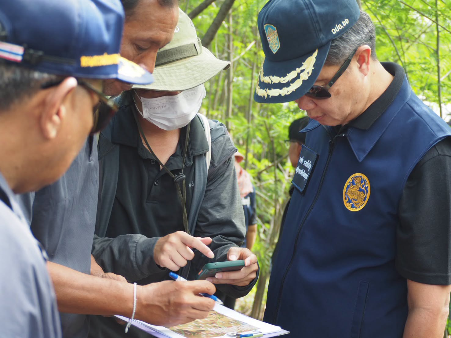 title - สำนักงานการปฏิรูปที่ดินจังหวัดเพชรบูรณ์ ลงพื้นที่ตรวจสอบเขต ส.ป.ก. ตำบลวังใหญ่ อำเภอวิเชียรบุรี หลังพบขบวนการลักลอบขุดโบราณวัตถุยุคก่อนประวัติศาสตร์