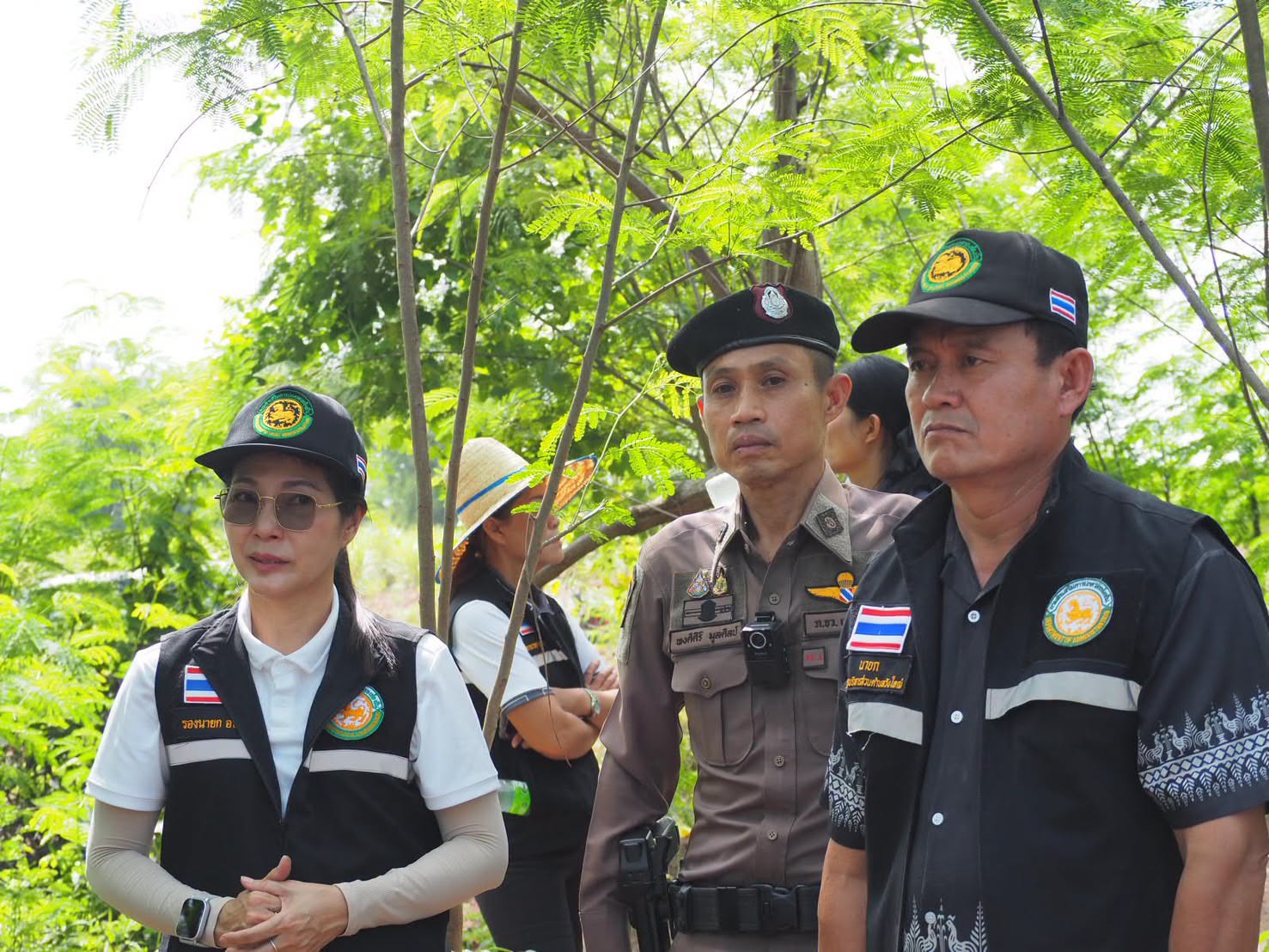 title - สำนักงานการปฏิรูปที่ดินจังหวัดเพชรบูรณ์ ลงพื้นที่ตรวจสอบเขต ส.ป.ก. ตำบลวังใหญ่ อำเภอวิเชียรบุรี หลังพบขบวนการลักลอบขุดโบราณวัตถุยุคก่อนประวัติศาสตร์