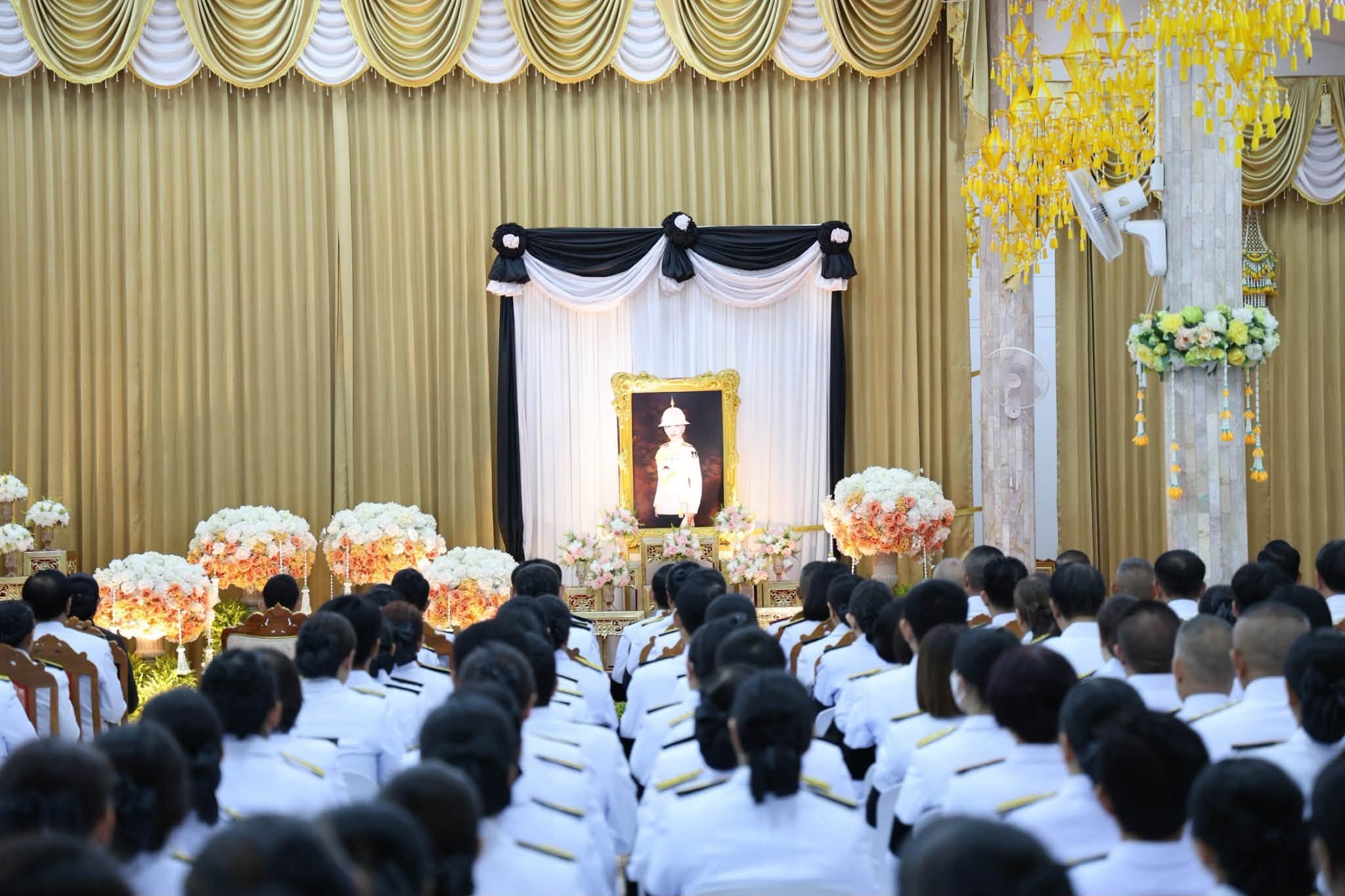 title - สำนักงานการปฏิรูปที่ดินจังหวัดเพชรบูรณ์ เข้าร่วมพิธีบำเพ็ญกุศลในวาระครบ 100 วัน(สตมวาร) แห่งการสิ้นพระชนม์ ถวายเป็นพระกุศลแด่สมเด็จพระเจ้าลูกเธอ เจ้าฟ้าพัชรกิติยาภา นเรนทิราเทพยวดี กรมหลวงราชสาริณีสิริพัชร มหาวัชรราชธิดา 
