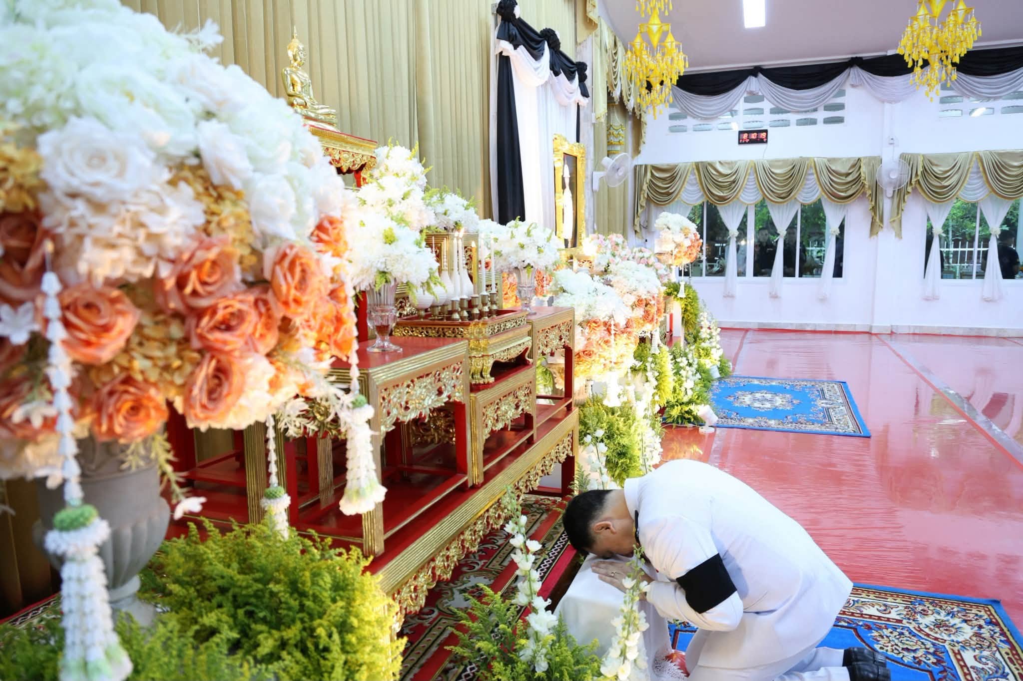 title - สำนักงานการปฏิรูปที่ดินจังหวัดเพชรบูรณ์ เข้าร่วมพิธีบำเพ็ญกุศลในวาระครบ 100 วัน(สตมวาร) แห่งการสิ้นพระชนม์ ถวายเป็นพระกุศลแด่สมเด็จพระเจ้าลูกเธอ เจ้าฟ้าพัชรกิติยาภา นเรนทิราเทพยวดี กรมหลวงราชสาริณีสิริพัชร มหาวัชรราชธิดา 