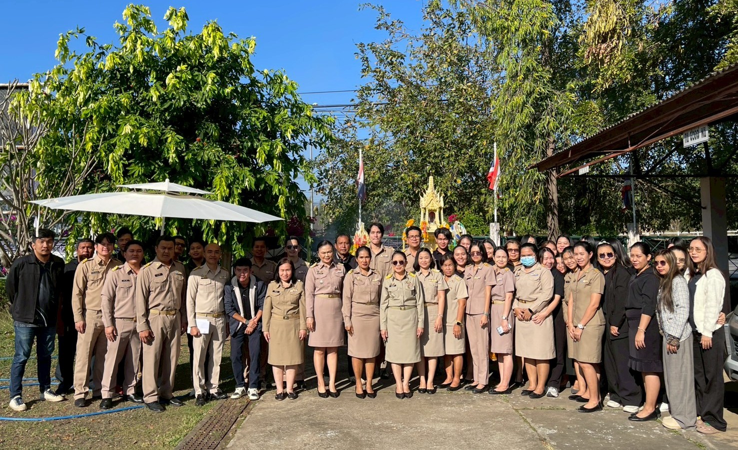 title - พิธีสักการะศาลพระภูมิประจำสำนักงาน เนื่องในโอกาสขึ้นปีใหม่ พุทธศักราช 2569