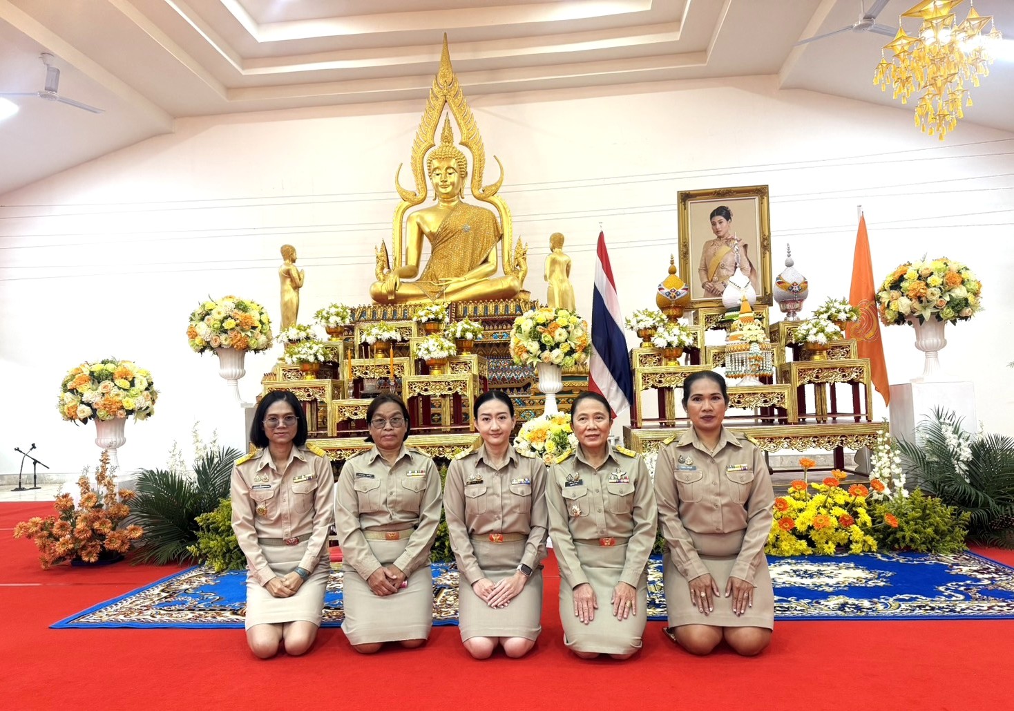 title - พิธีทำบุญตักบาตรพระสงฆ์ เนื่องในวันคล้ายวันประสูติ สมเด็จพระเจ้าลูกเธอ เจ้าฟ้าสิริวัณณวรี นารีรัตนราชกัญญา