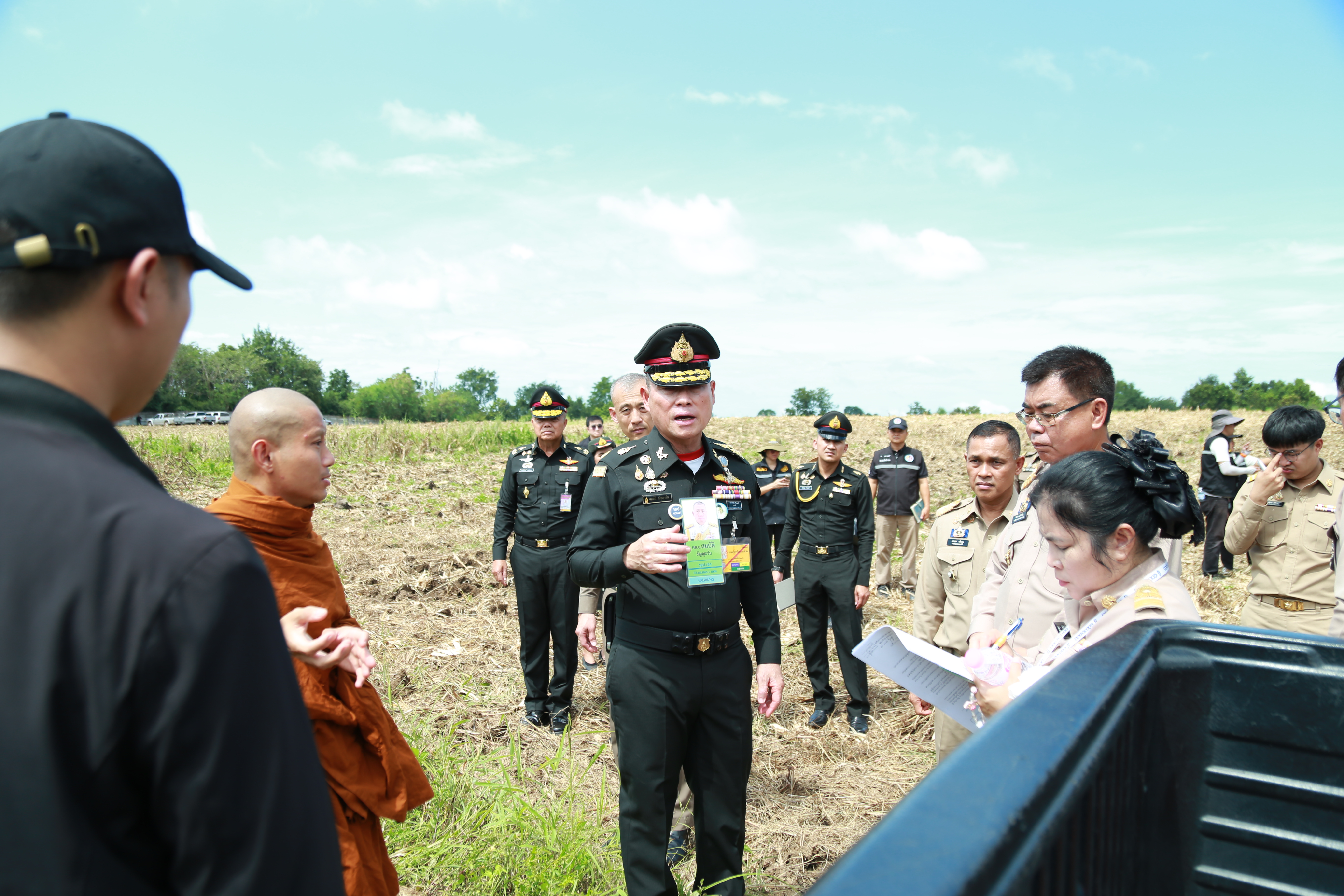 title - สำนักงานการปฏิรูปที่ดินจังหวัดเพชรบูรณ์ เข้าร่วมการประชุมและลงพื้นที่สำรวจเตรียมความพร้อม รองรับการปฏิบัติภารกิจของเจ้าคุณพระสินีนาถ พิลาสกัลยาณี ณ วัดป่าซับคำกอง อำเภอหนองไผ่ จังหวัดเพชรบูรณ์  