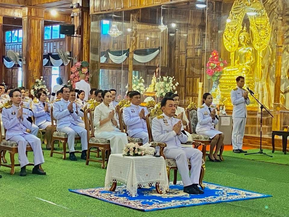 พิธีสวดพระพุทธมนต์และทำบุญตักบาตรถวายพระราชกุศล เนื่องในโอกาสการประกาศยกย่องพระเกียรติคุณพระราชกรณียกิจในวาระครบรอบ 100 ปี สมเด็จพระนางเจ้ารำไพพรรณี พระบรมราชินี ในรัชกาลที่ 7 (ข่าวแชร์)